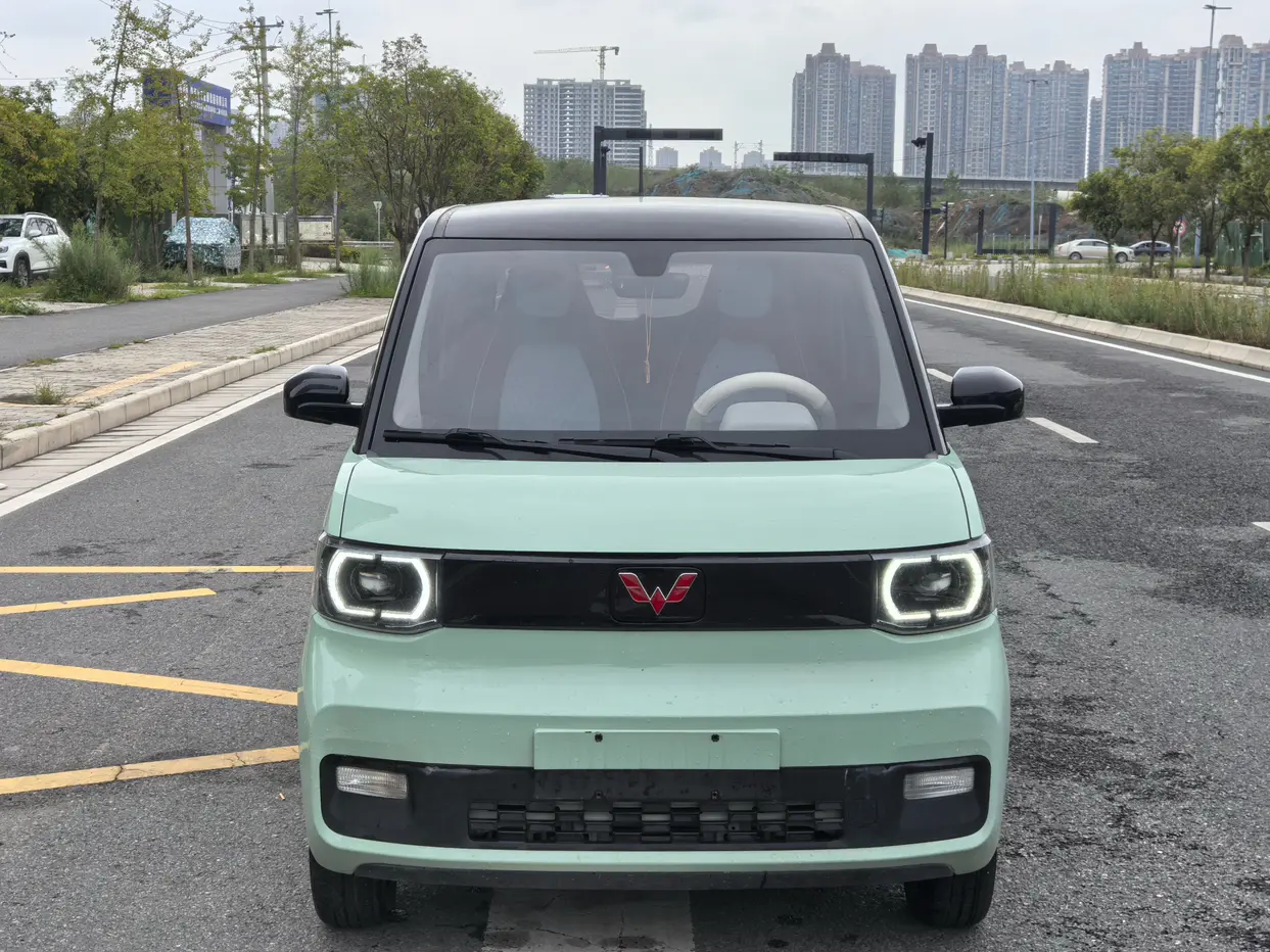 Wuling Hongguang MINIEV  из Китая