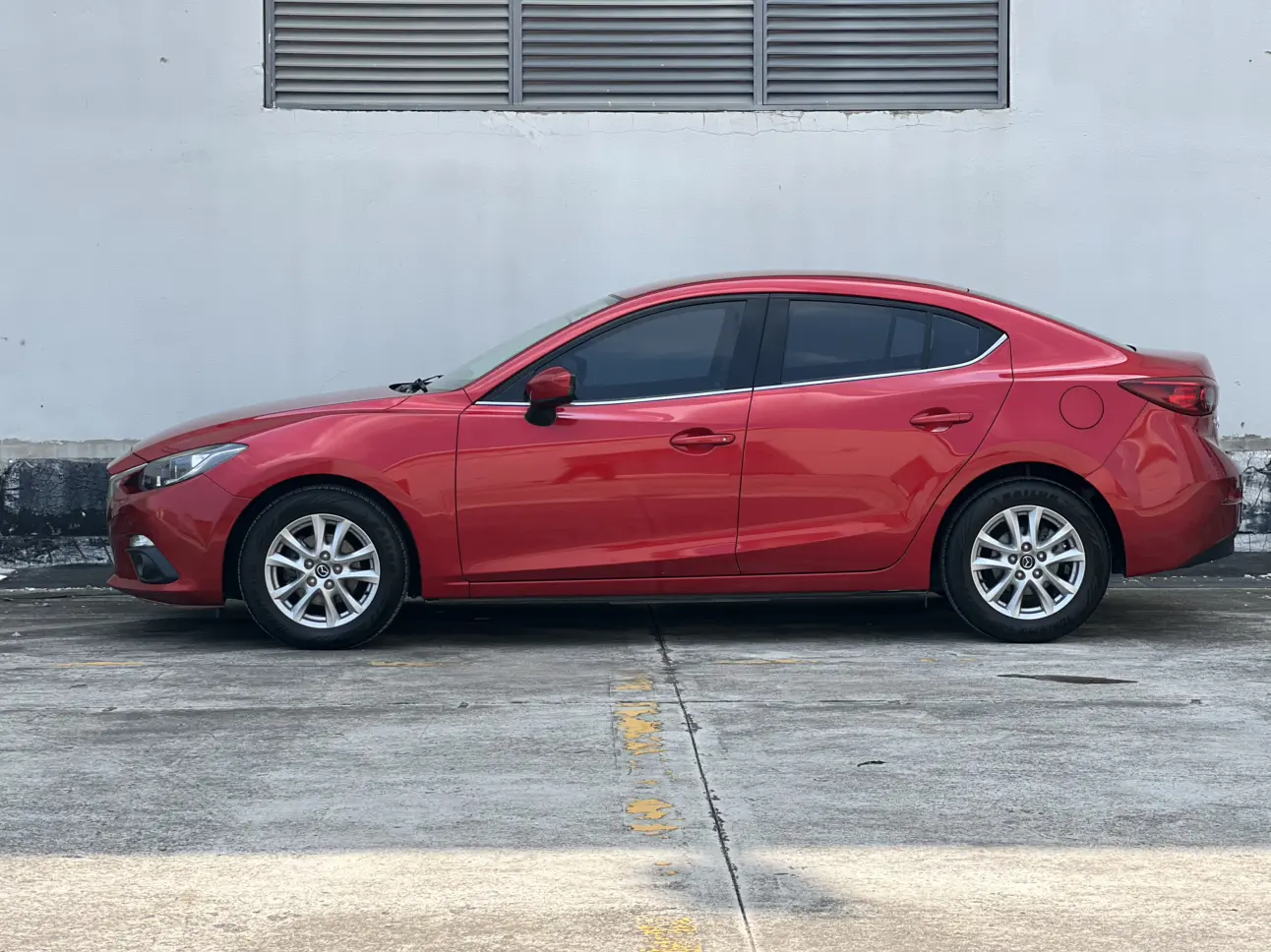 Mazda 3 Angkesela