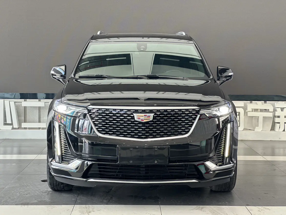 Cadillac XT6