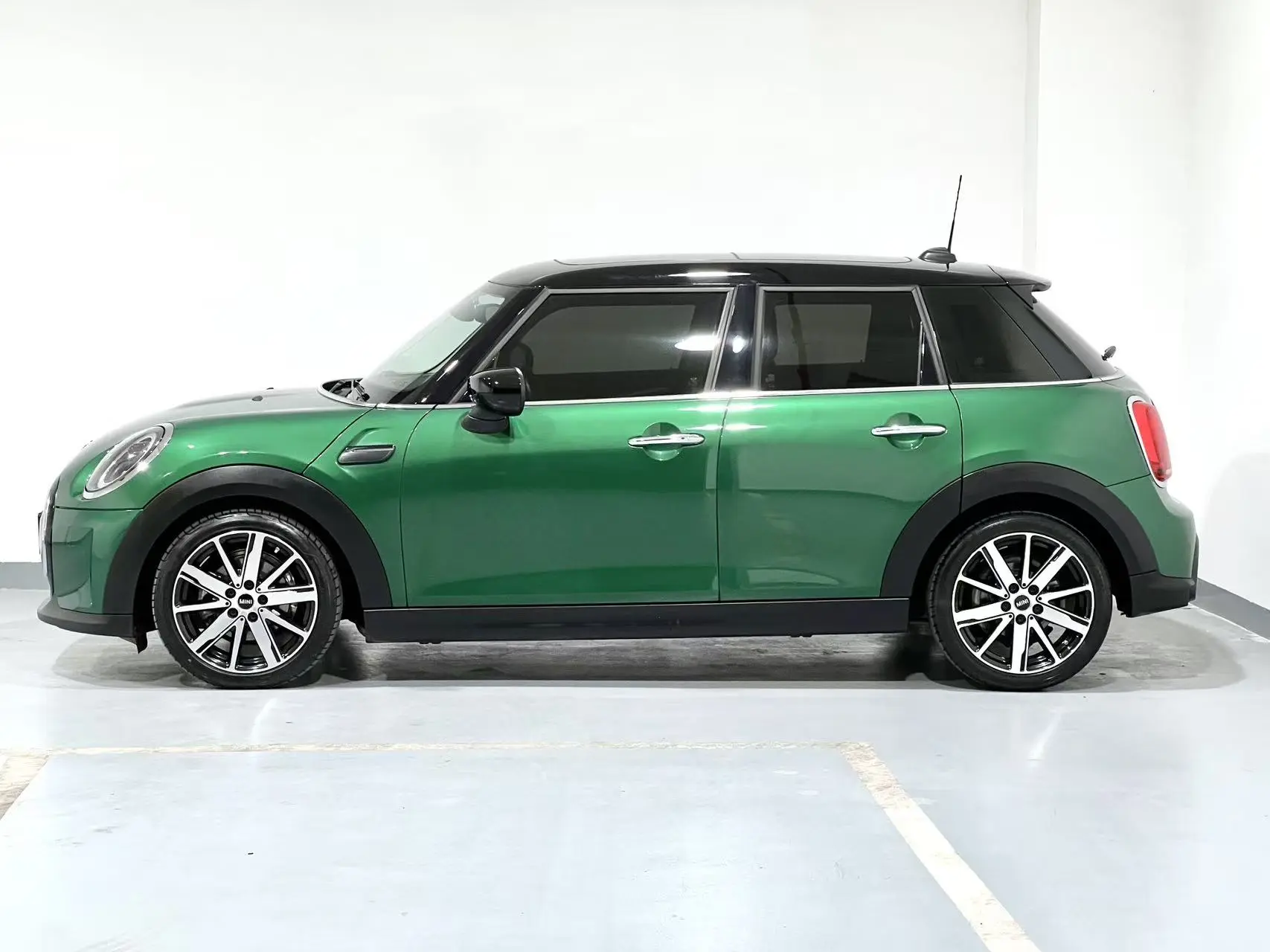 MINI MINI