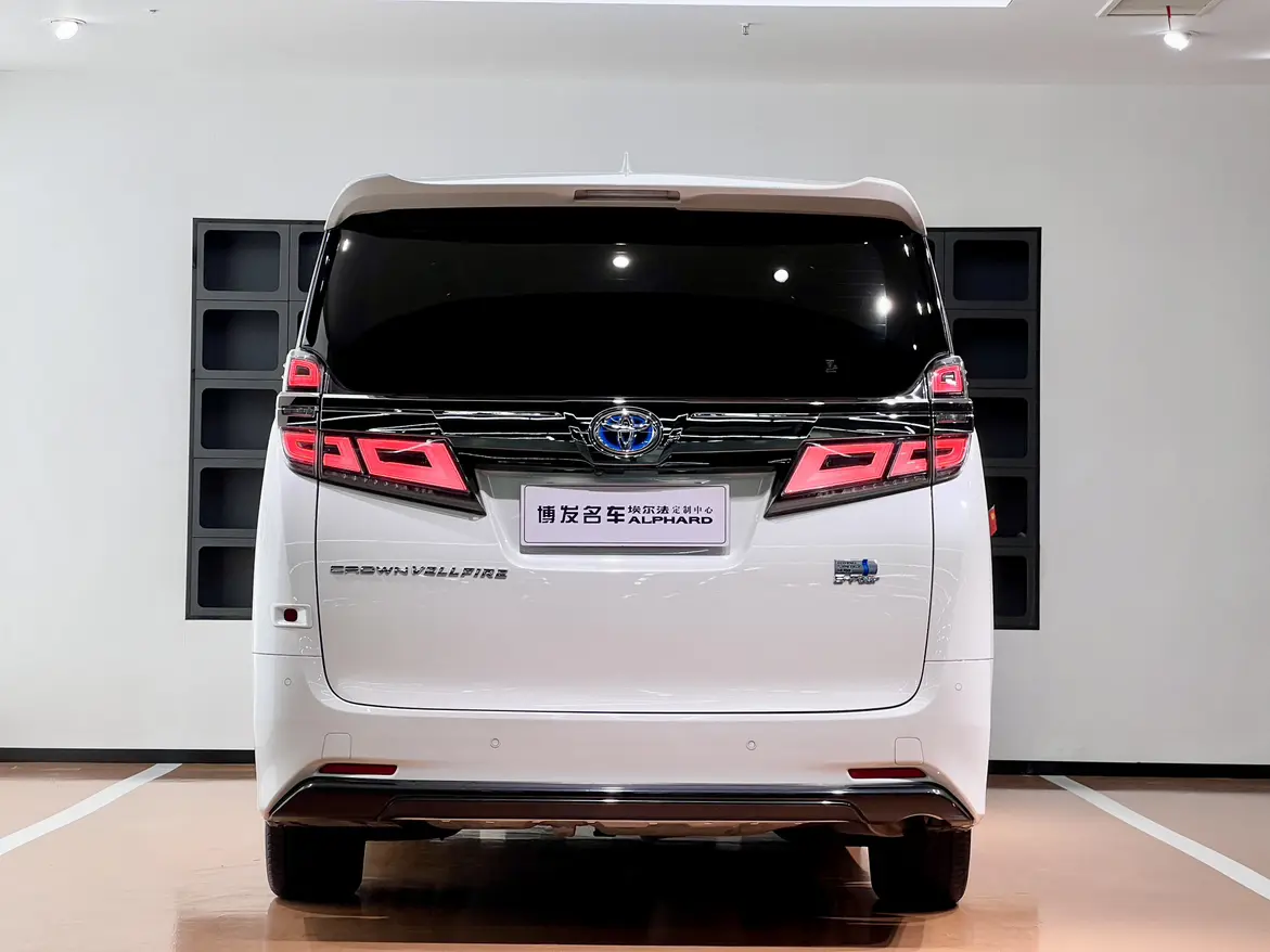 Toyota Crown Wellfire