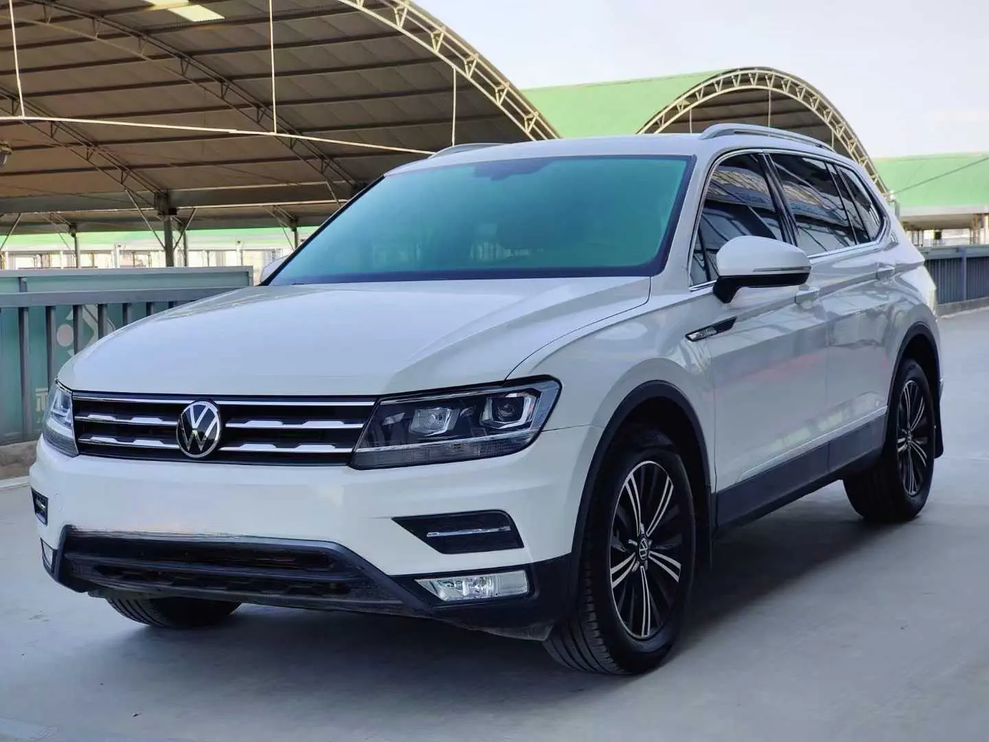Volkswagen Tiguan L