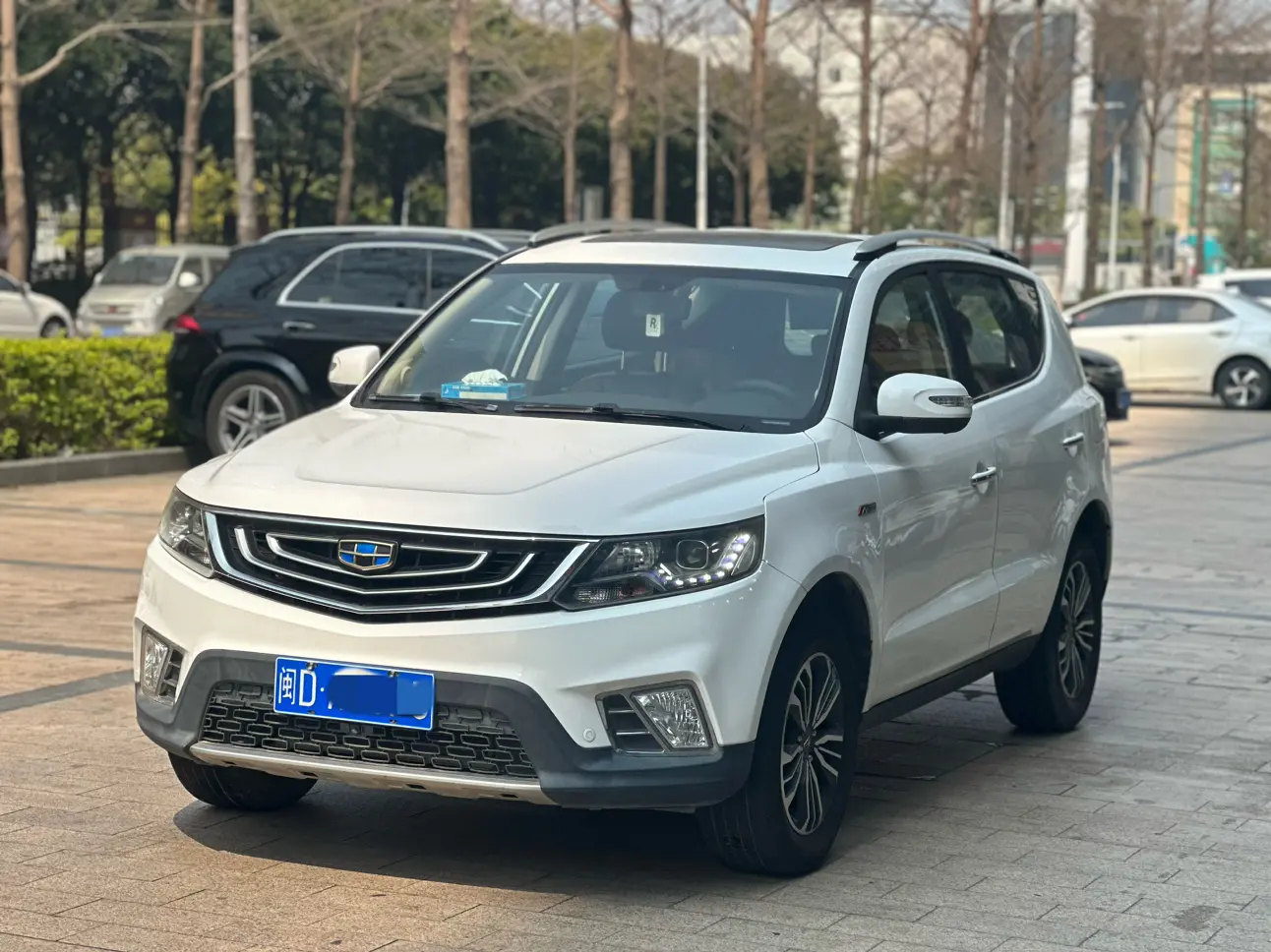 Geely Vision X6  из Китая