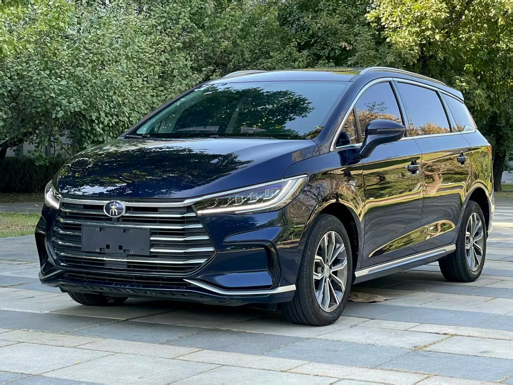 BYD Song MAX  из Китая