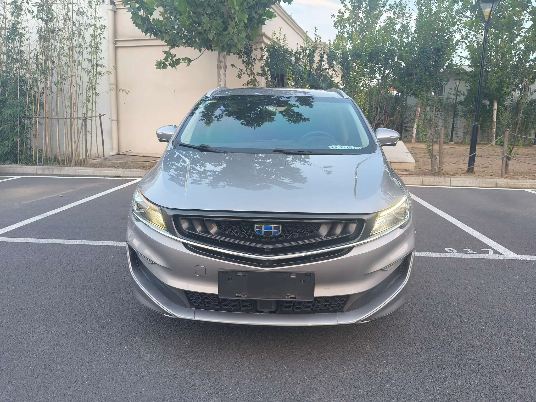 Geely Jiaji PHEV