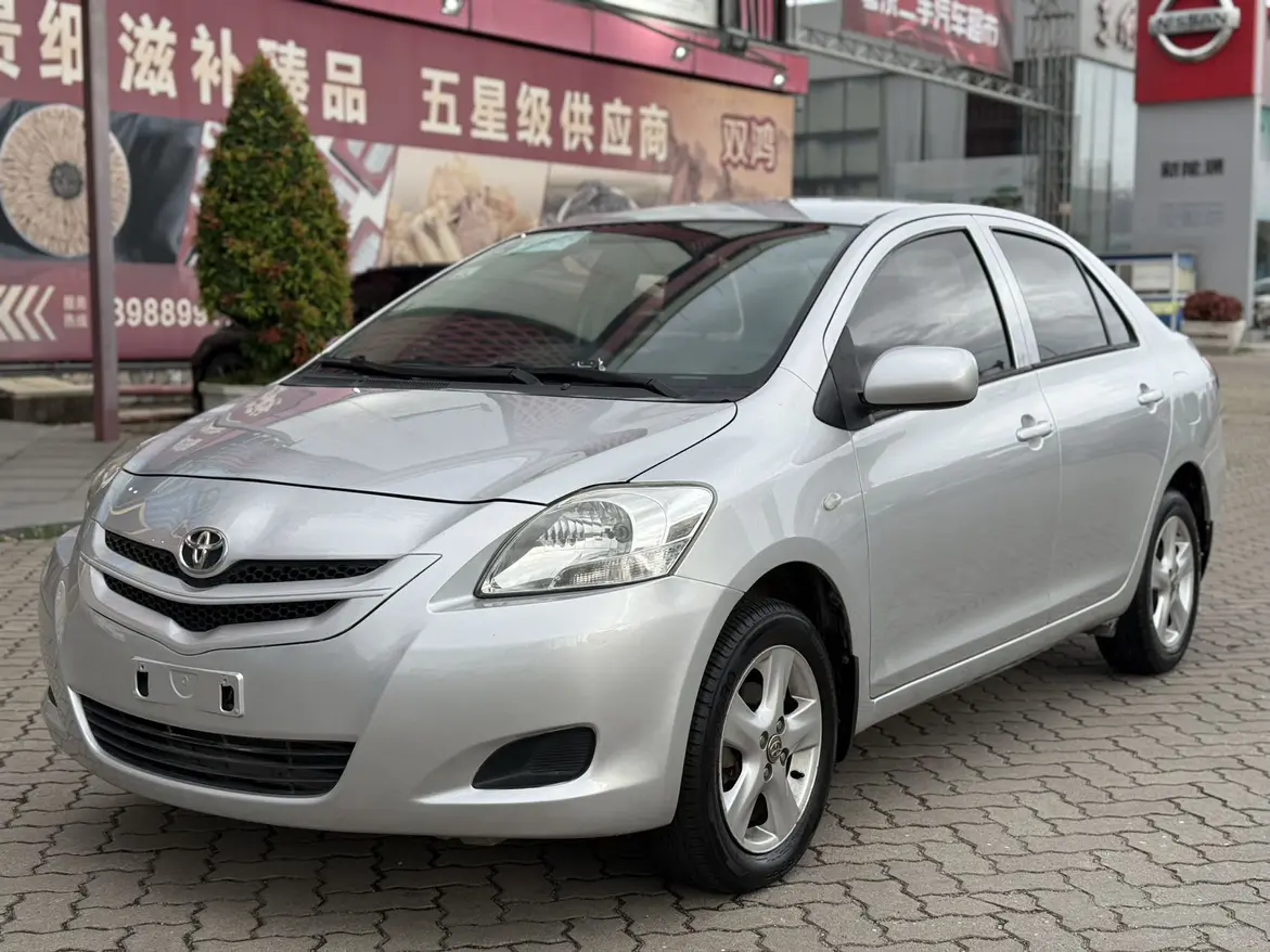 Toyota Vios  из Китая
