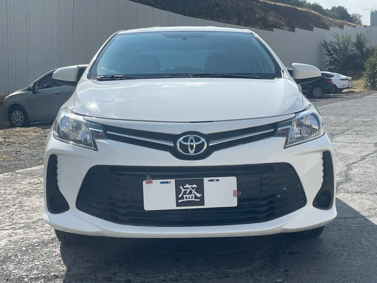 Toyota Vios  из Китая