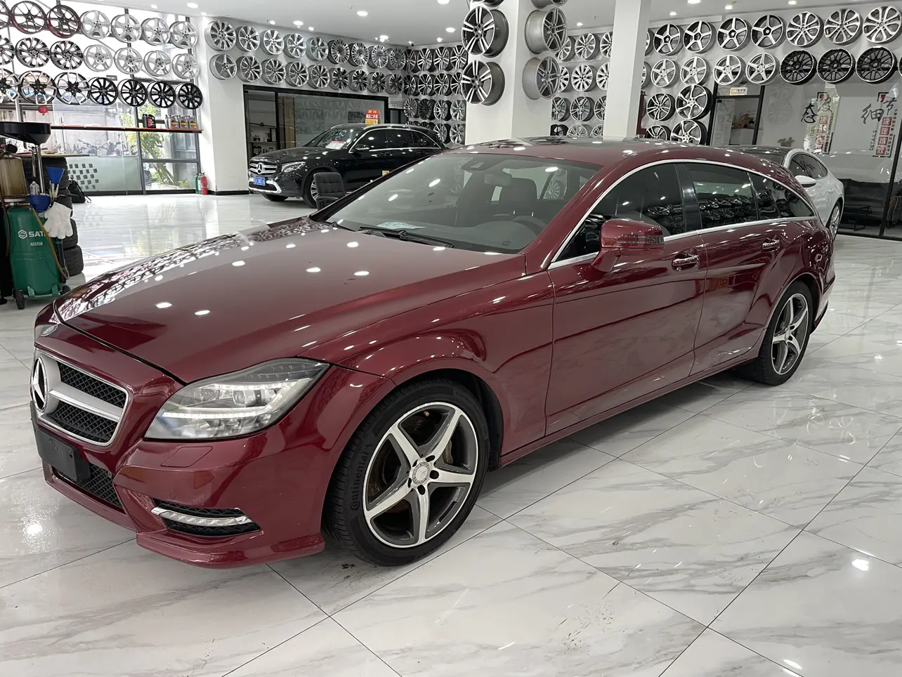 Mercedes-Benz Mercedes Benz CLS  из Китая