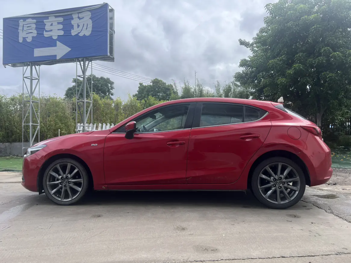Mazda 3 Angkesela