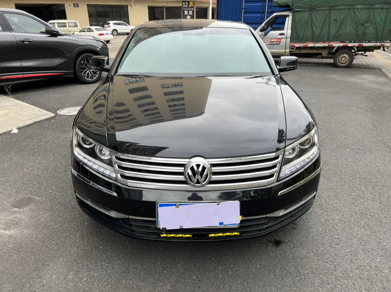 Volkswagen Phaeton  из Китая