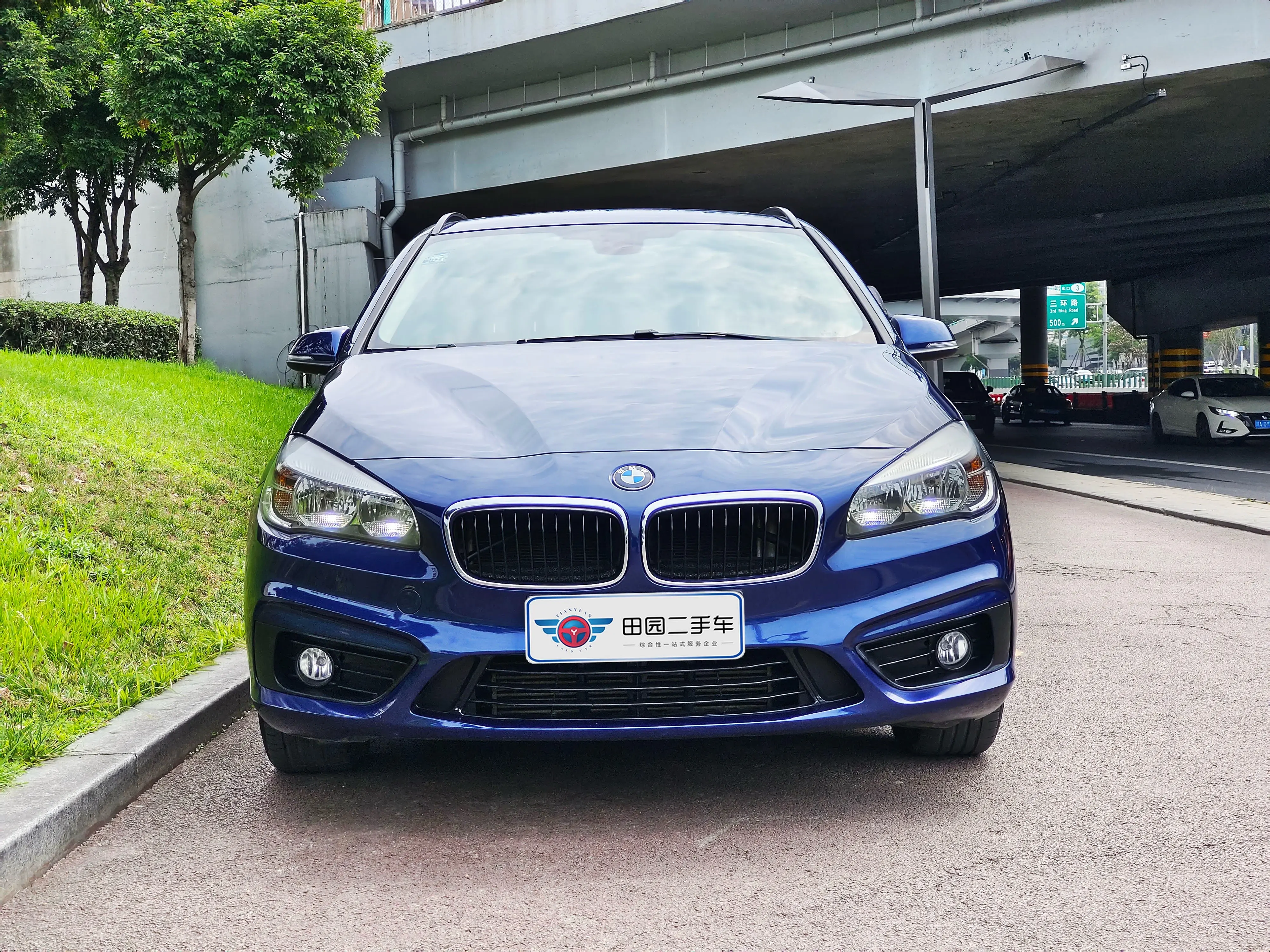 BMW 2 series station wagon