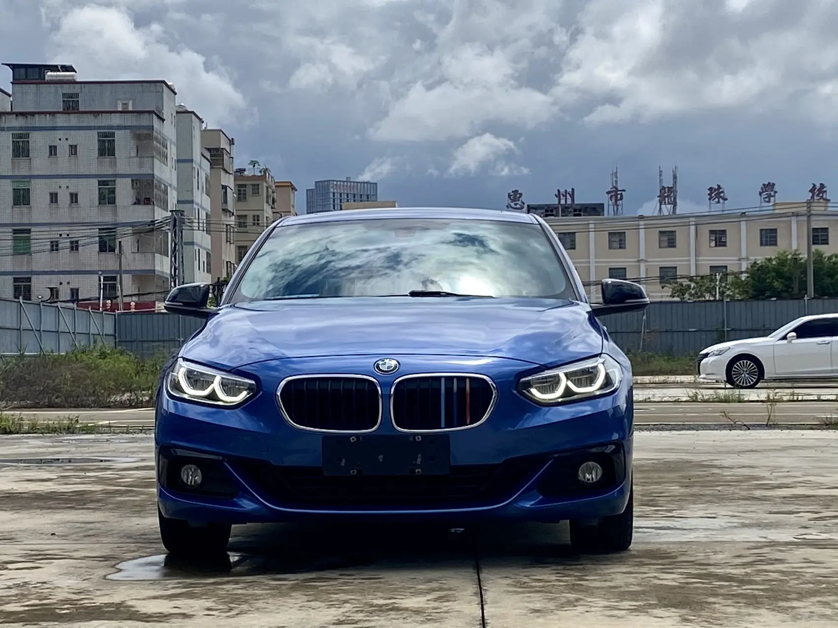 BMW 1 Series  из Китая