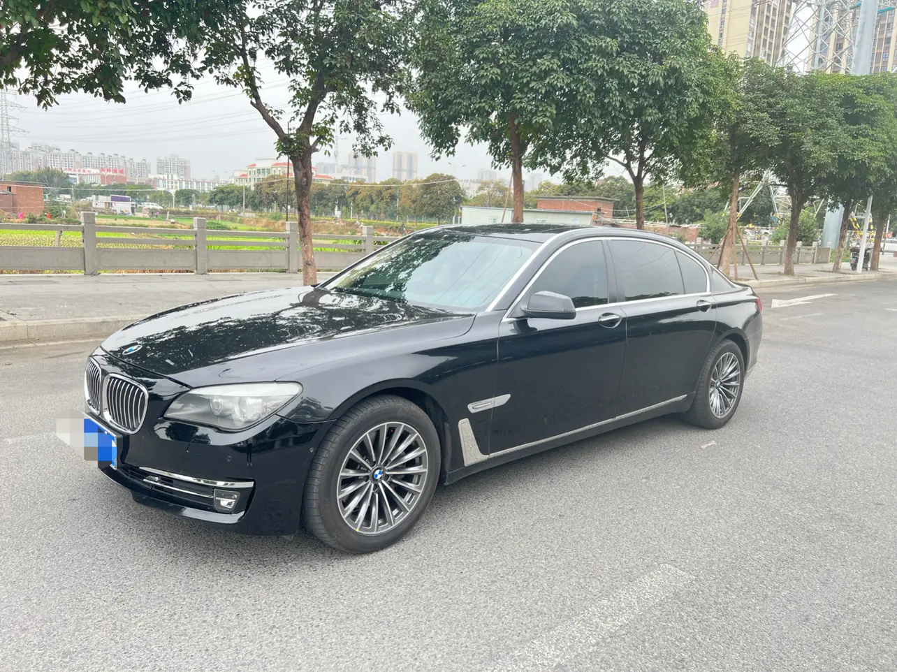 BMW 7 Series  из Китая