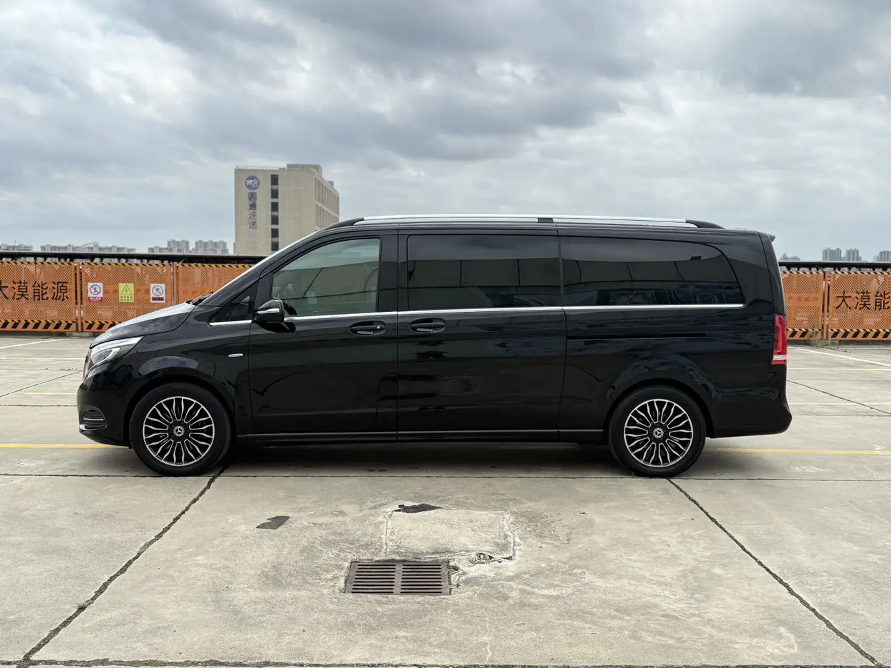 Mercedes-Benz Mercedes Benz V Class