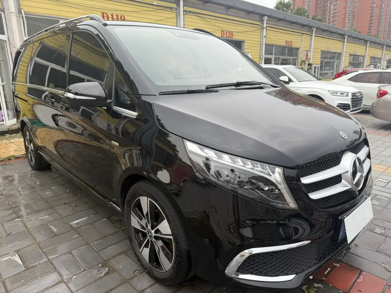 Mercedes-Benz Mercedes Benz V Class