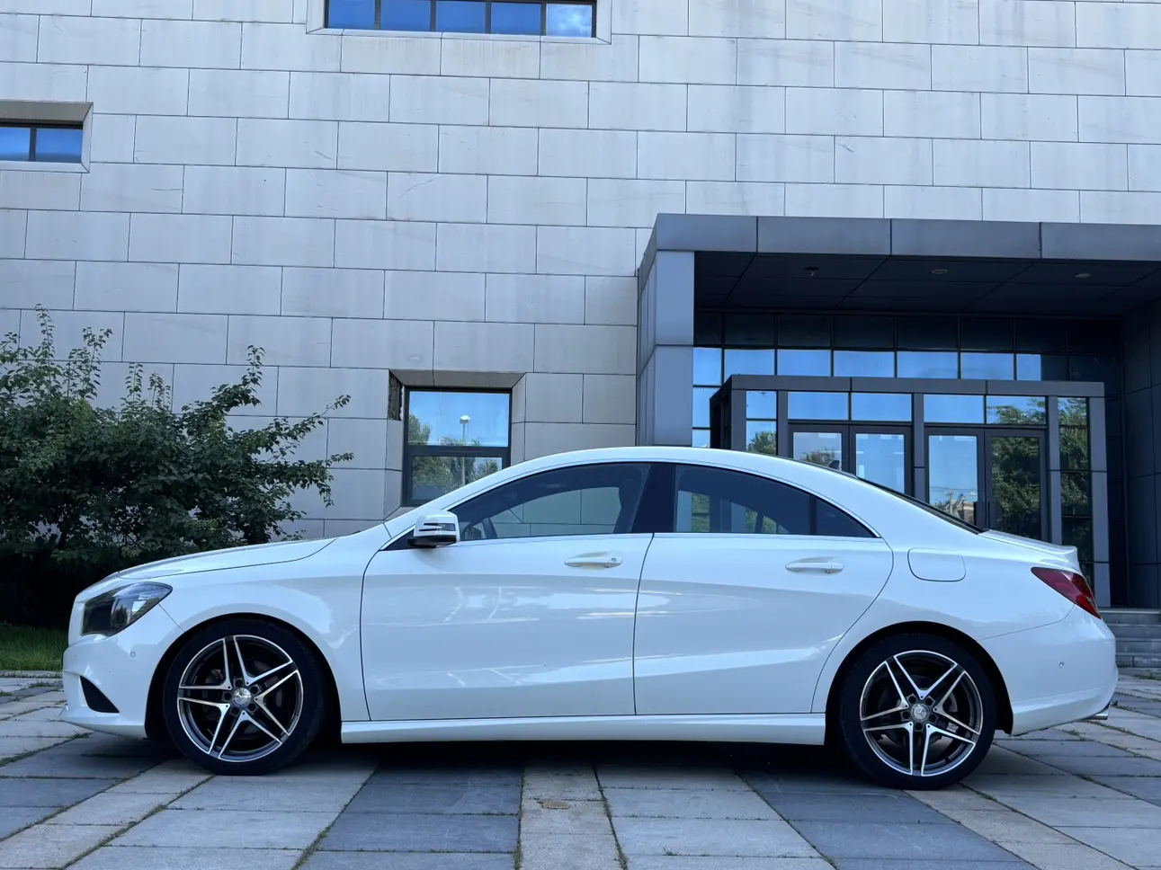 Mercedes-Benz Mercedes CLA