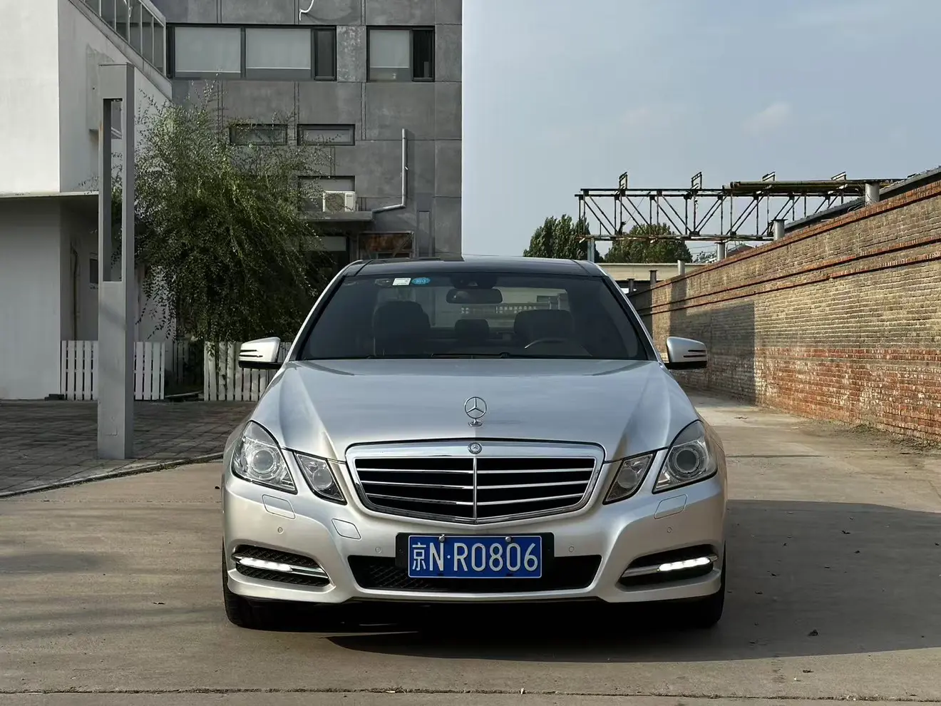 Mercedes-Benz E-Class  из Китая