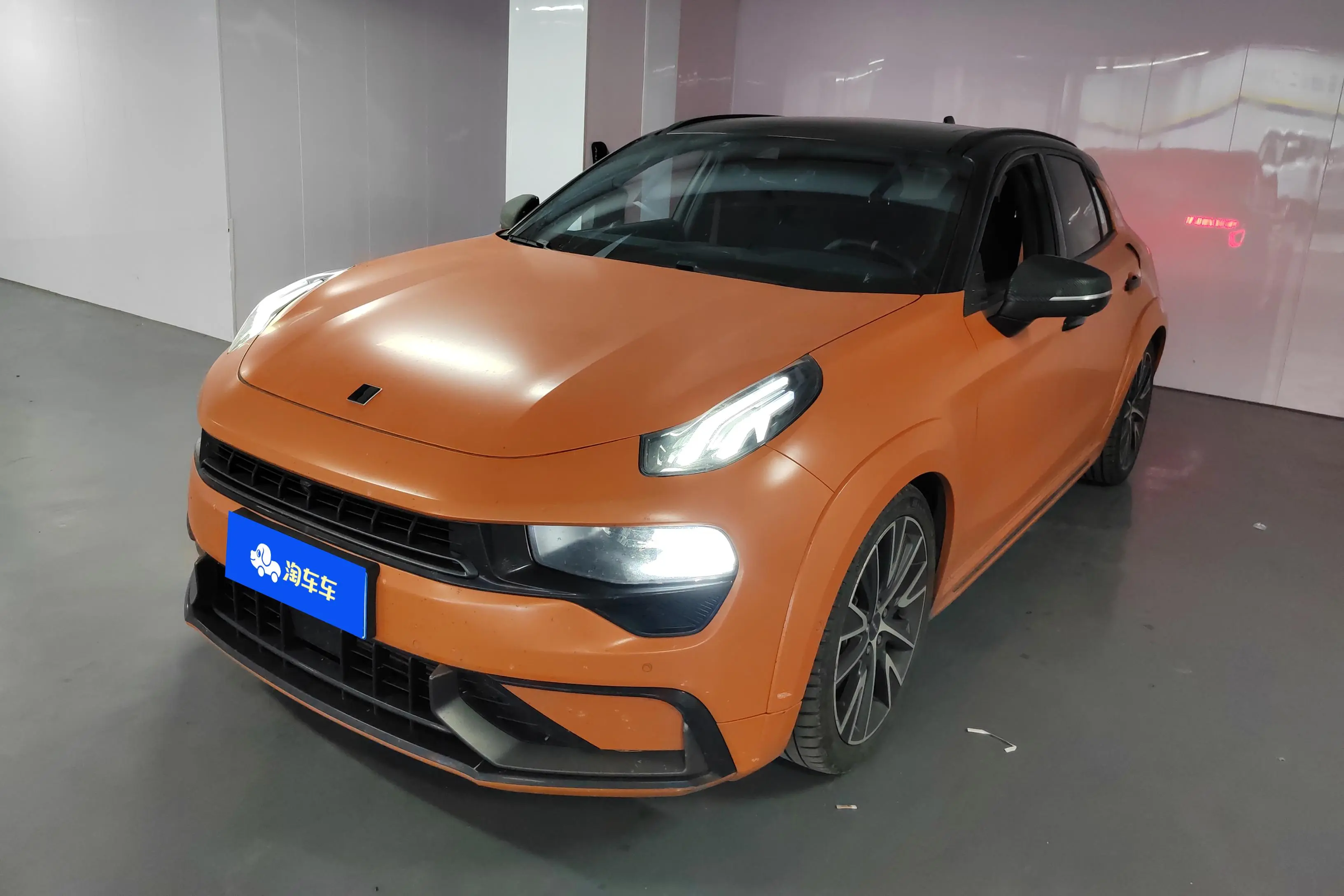 Lynk & Co 02 Hatchback