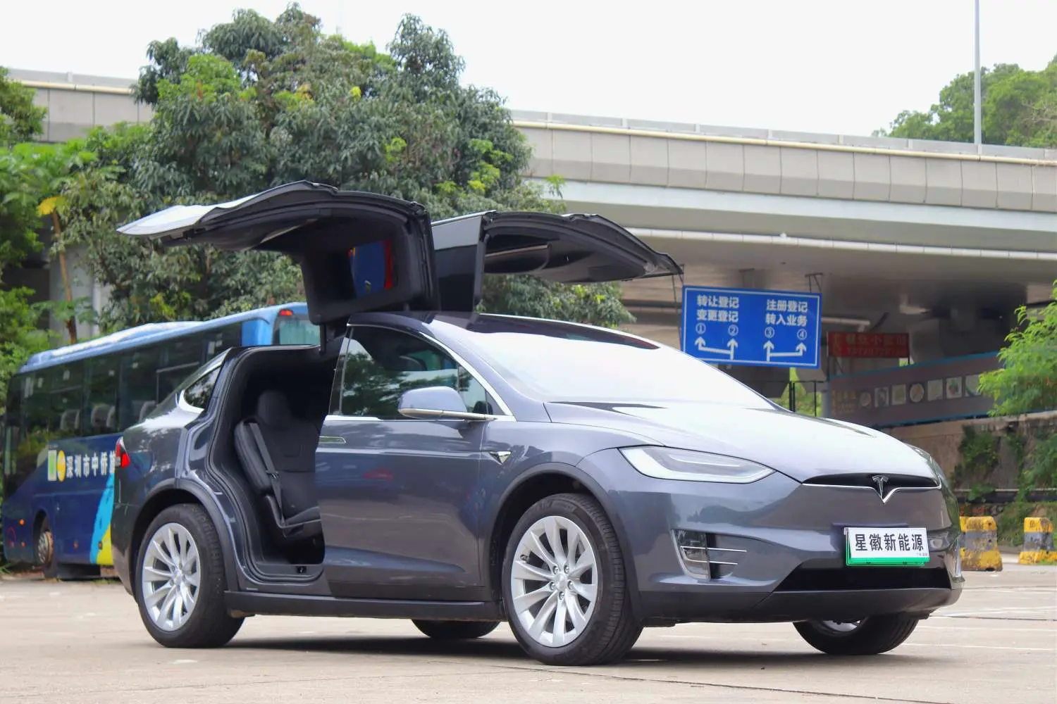 Tesla Model X