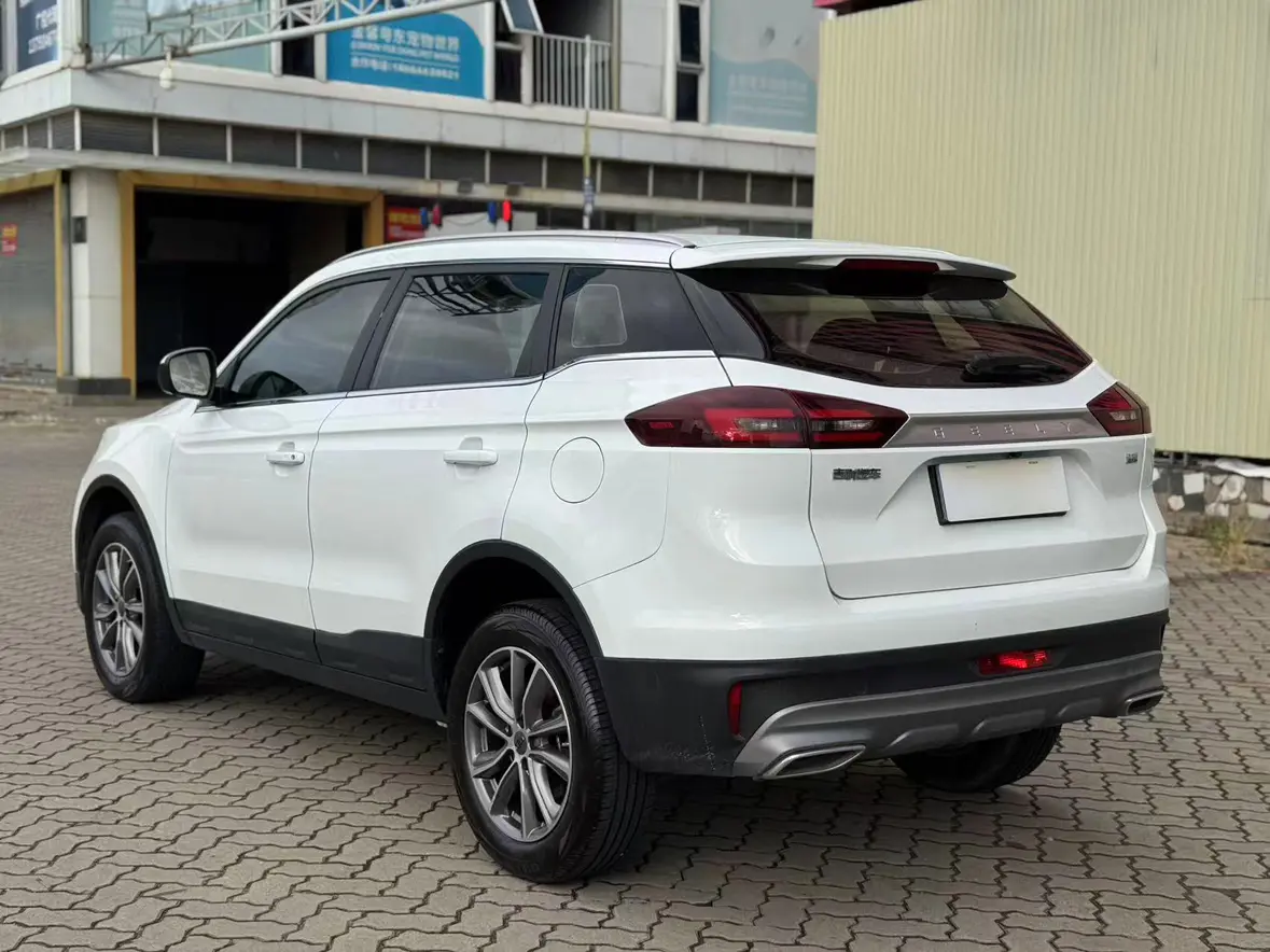 Geely Atlas