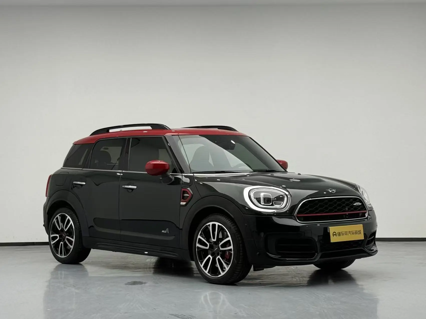 MINI JCW COUNTRYMAN