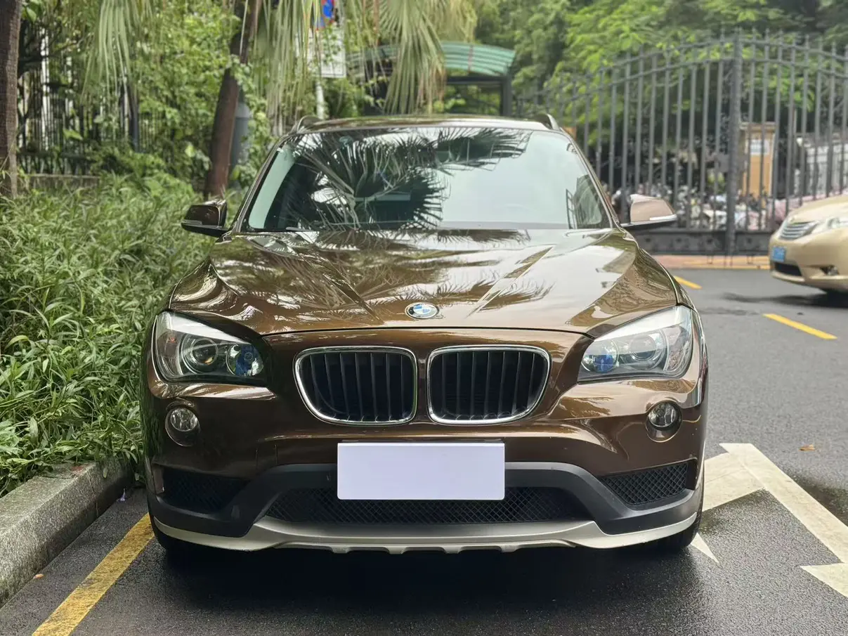 BMW X1  из Китая
