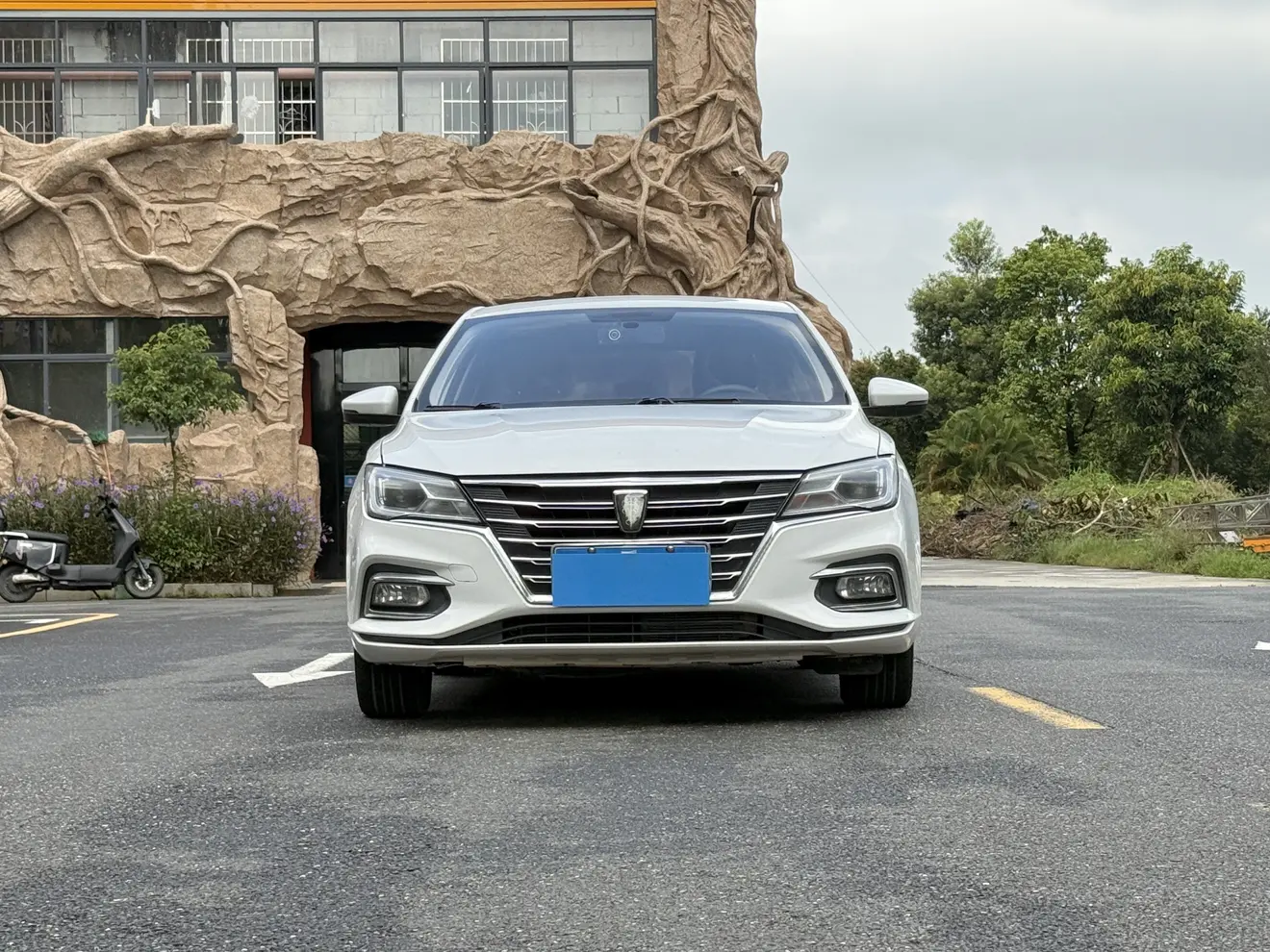 Roewe i5  из Китая