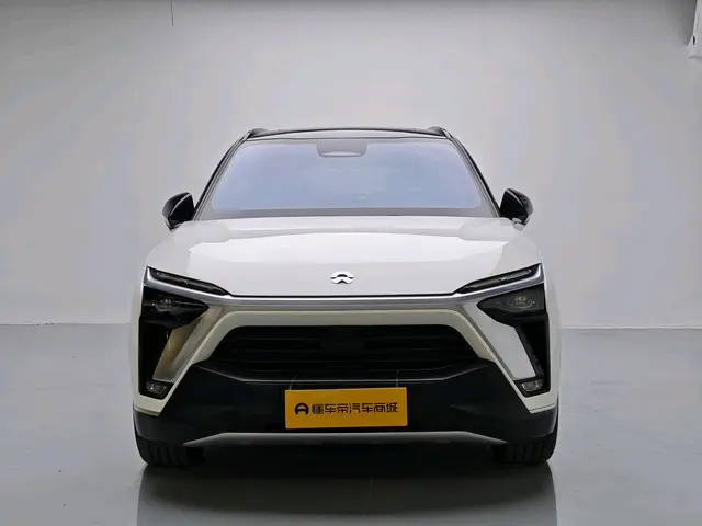 NIO ES8  из Китая