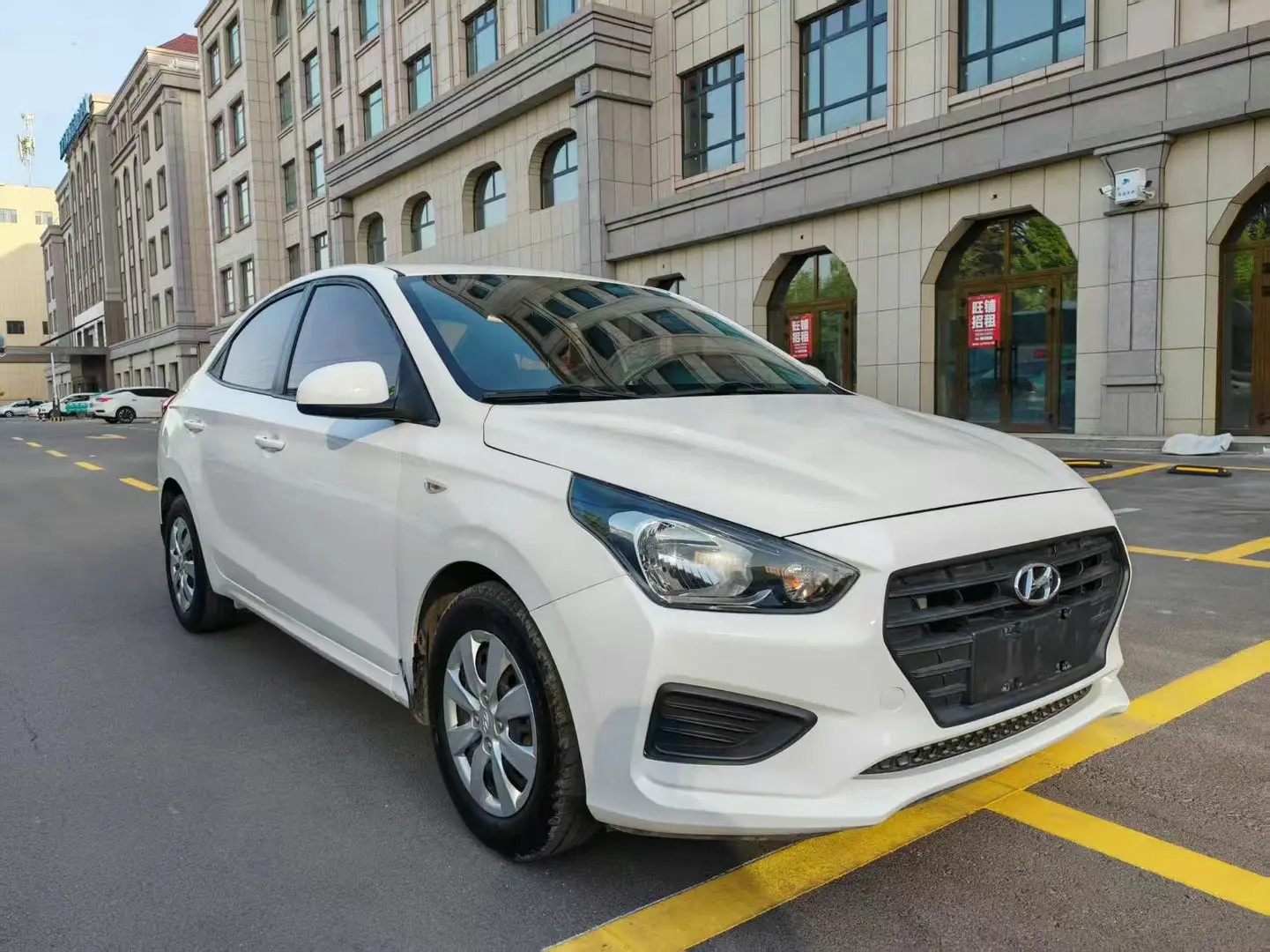 Hyundai Rena