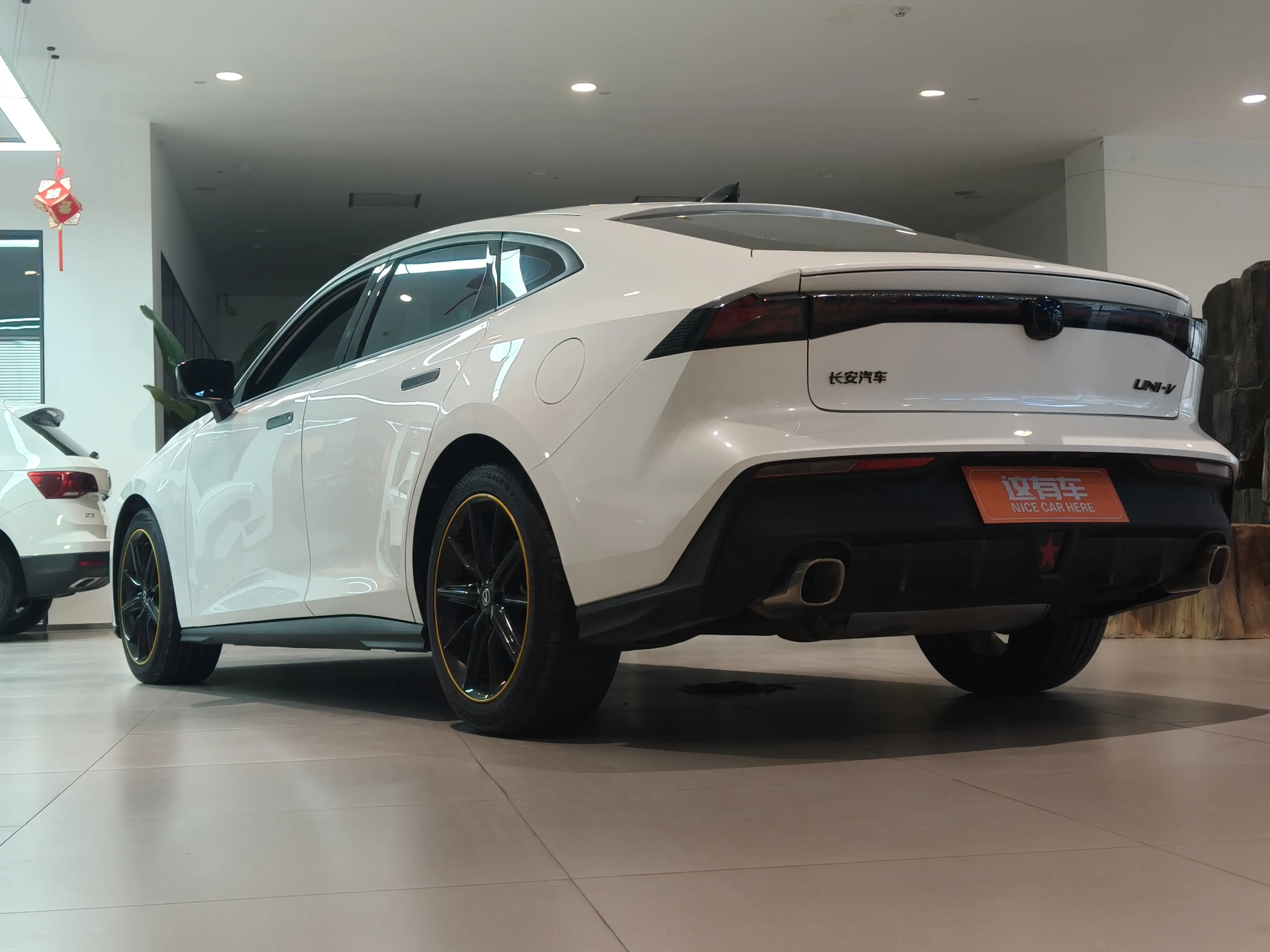 Changan UNI-V