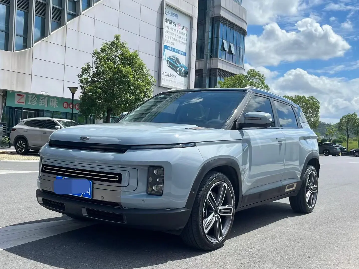 Geely ICON  из Китая