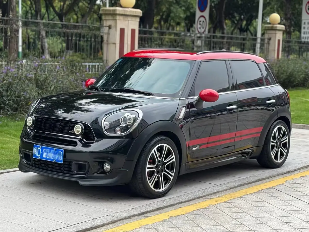 MINI JCW COUNTRYMAN