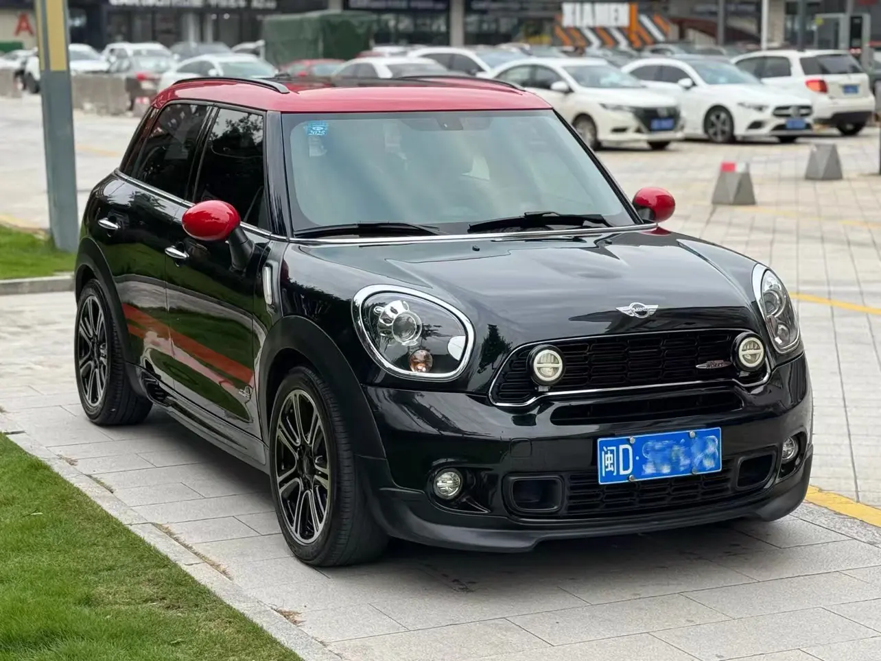 MINI JCW COUNTRYMAN