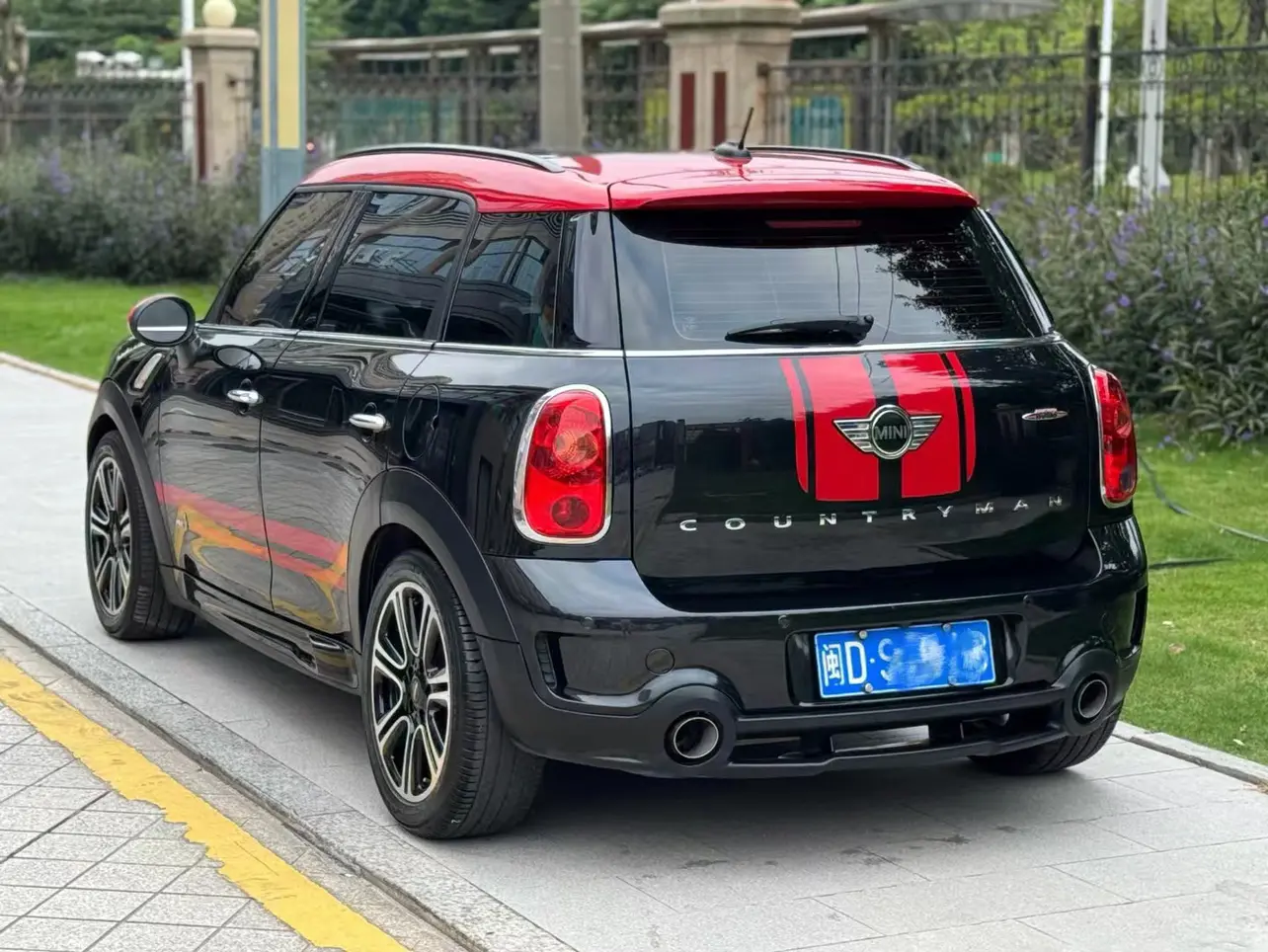 MINI JCW COUNTRYMAN