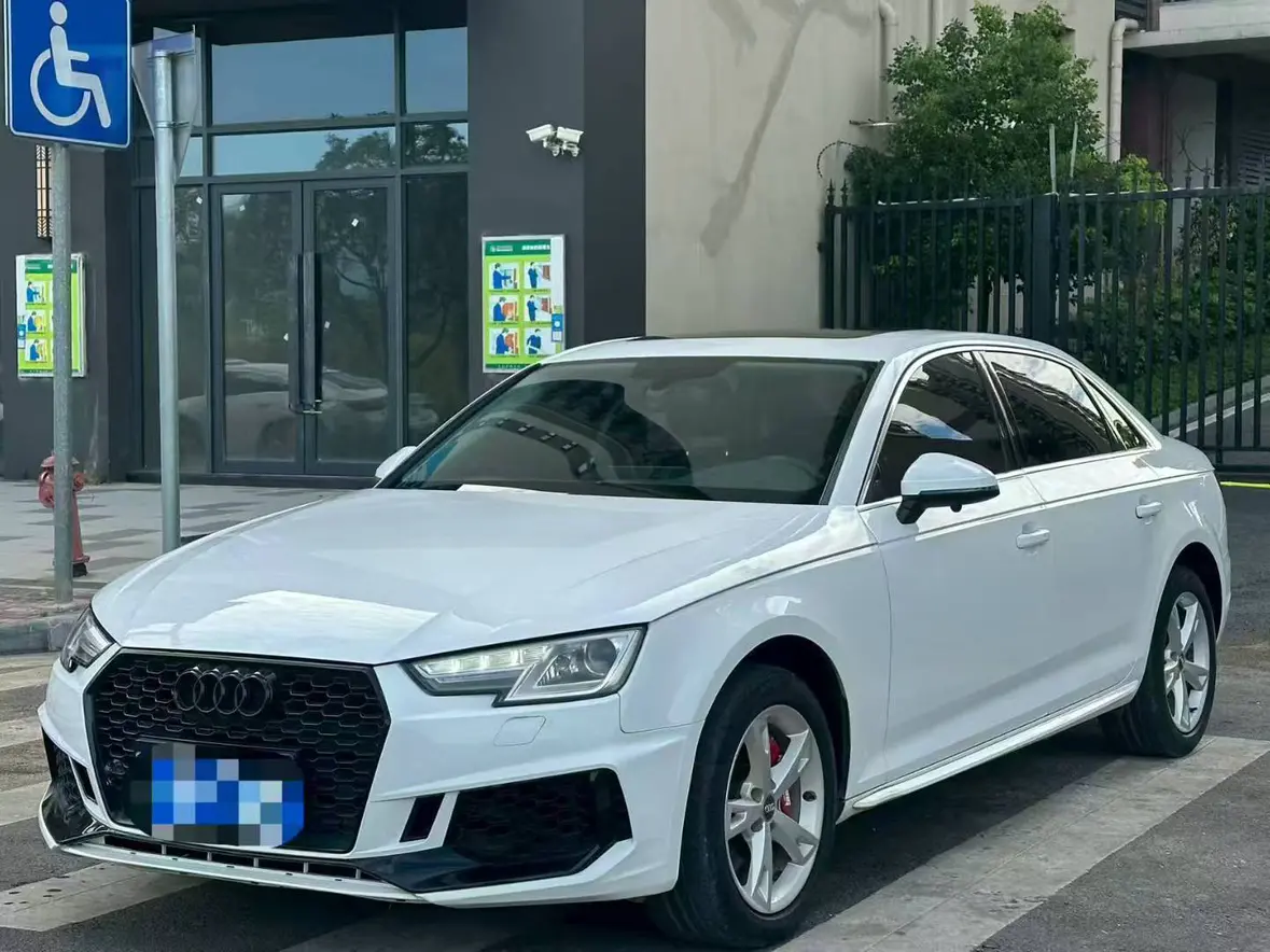 Audi A4L  из Китая