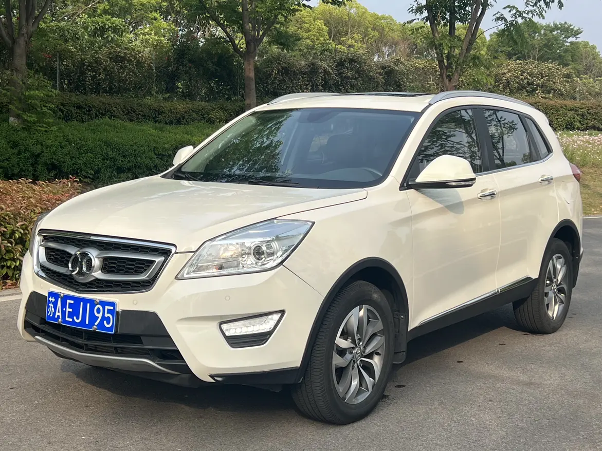 BAIC Shenbao X65