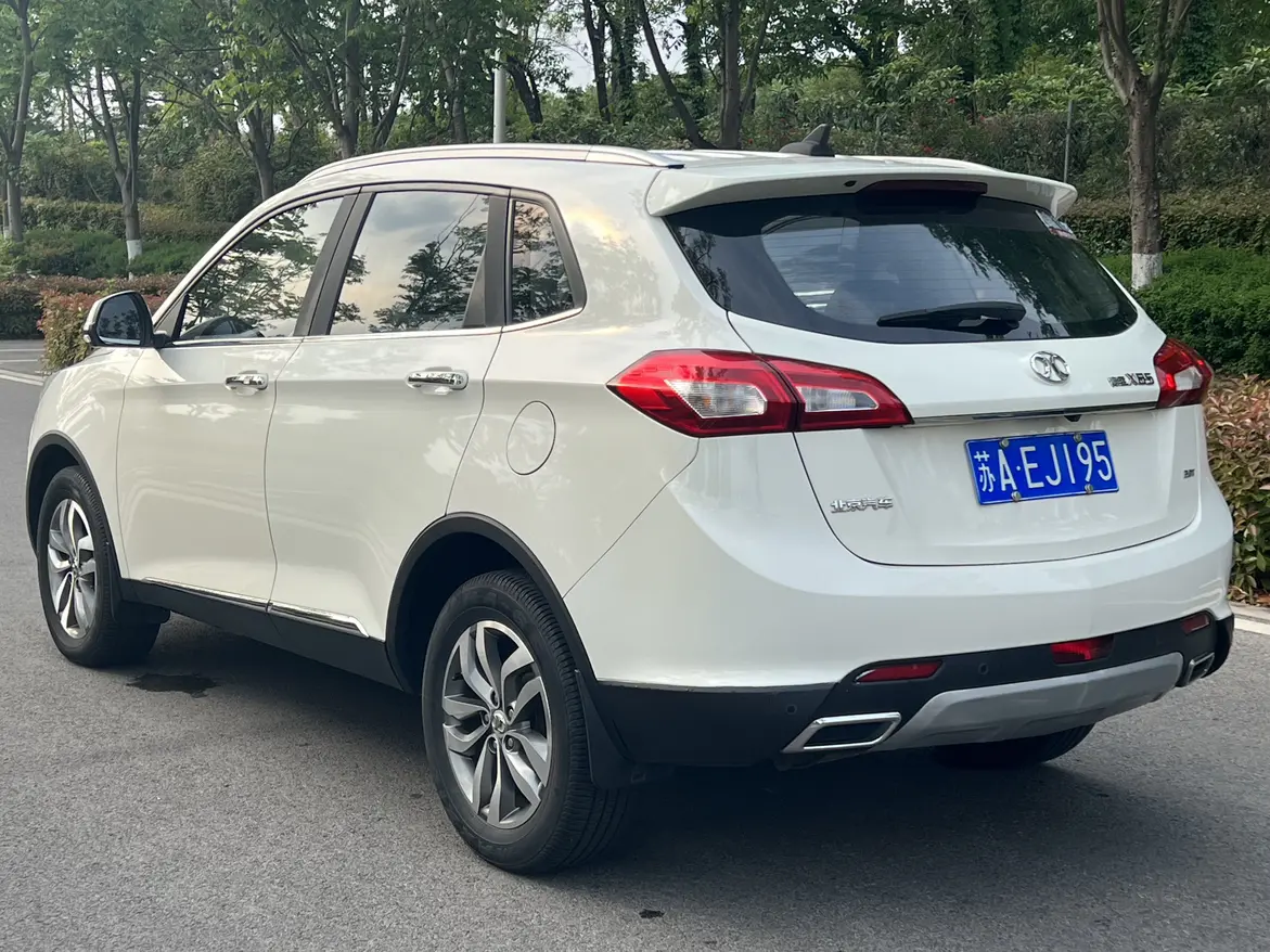 BAIC Shenbao X65