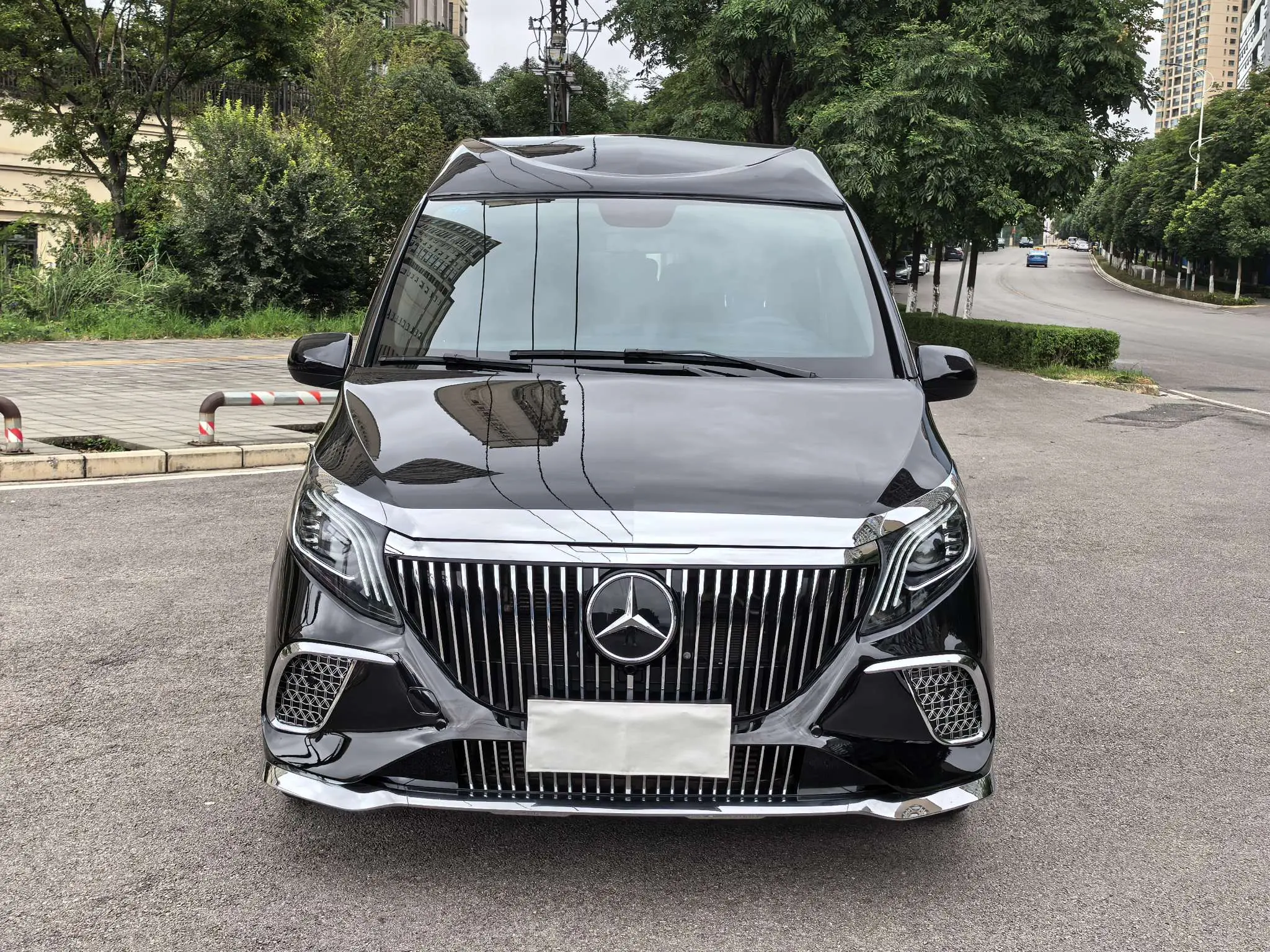Mercedes-Benz Mercedes Benz V Class