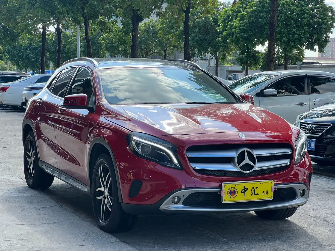 Mercedes-Benz GLA
