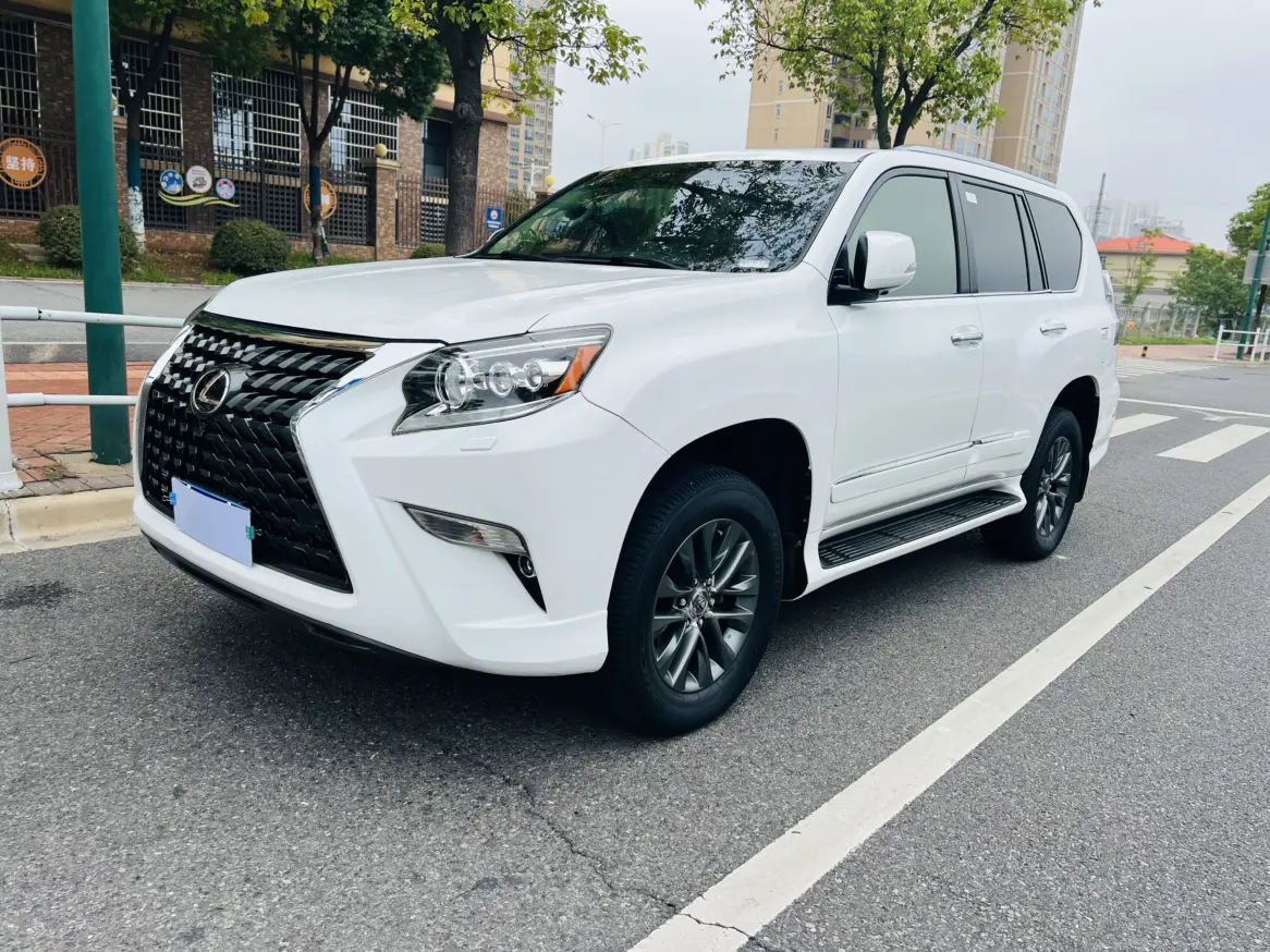 Lexus GX