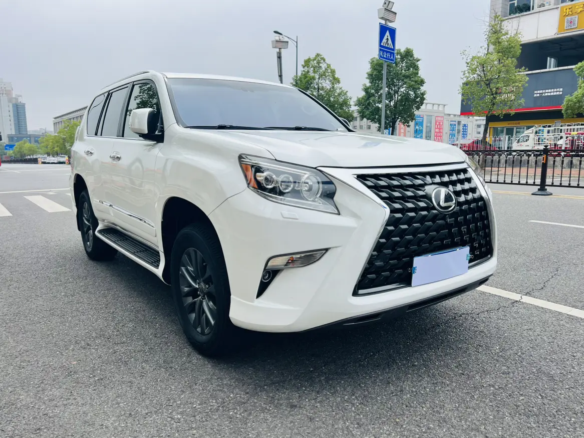 Lexus GX