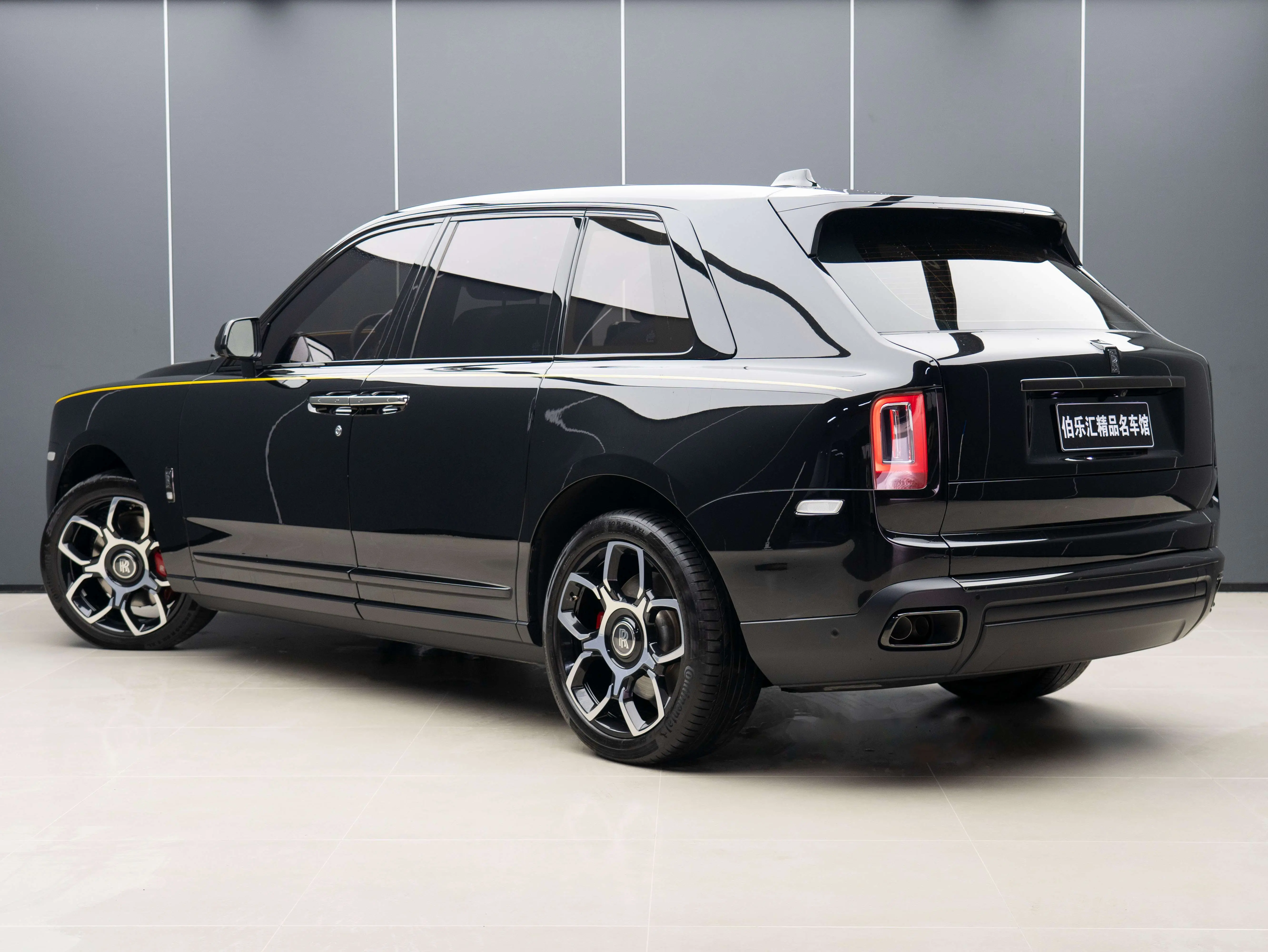 Rolls Royce Cullinan