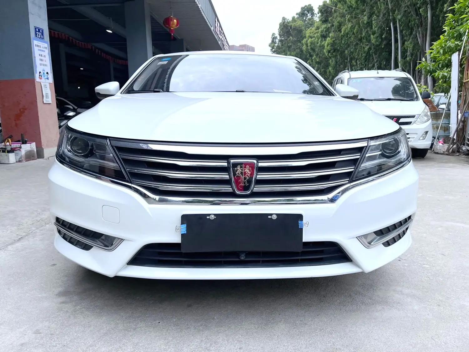 Roewe i6  из Китая