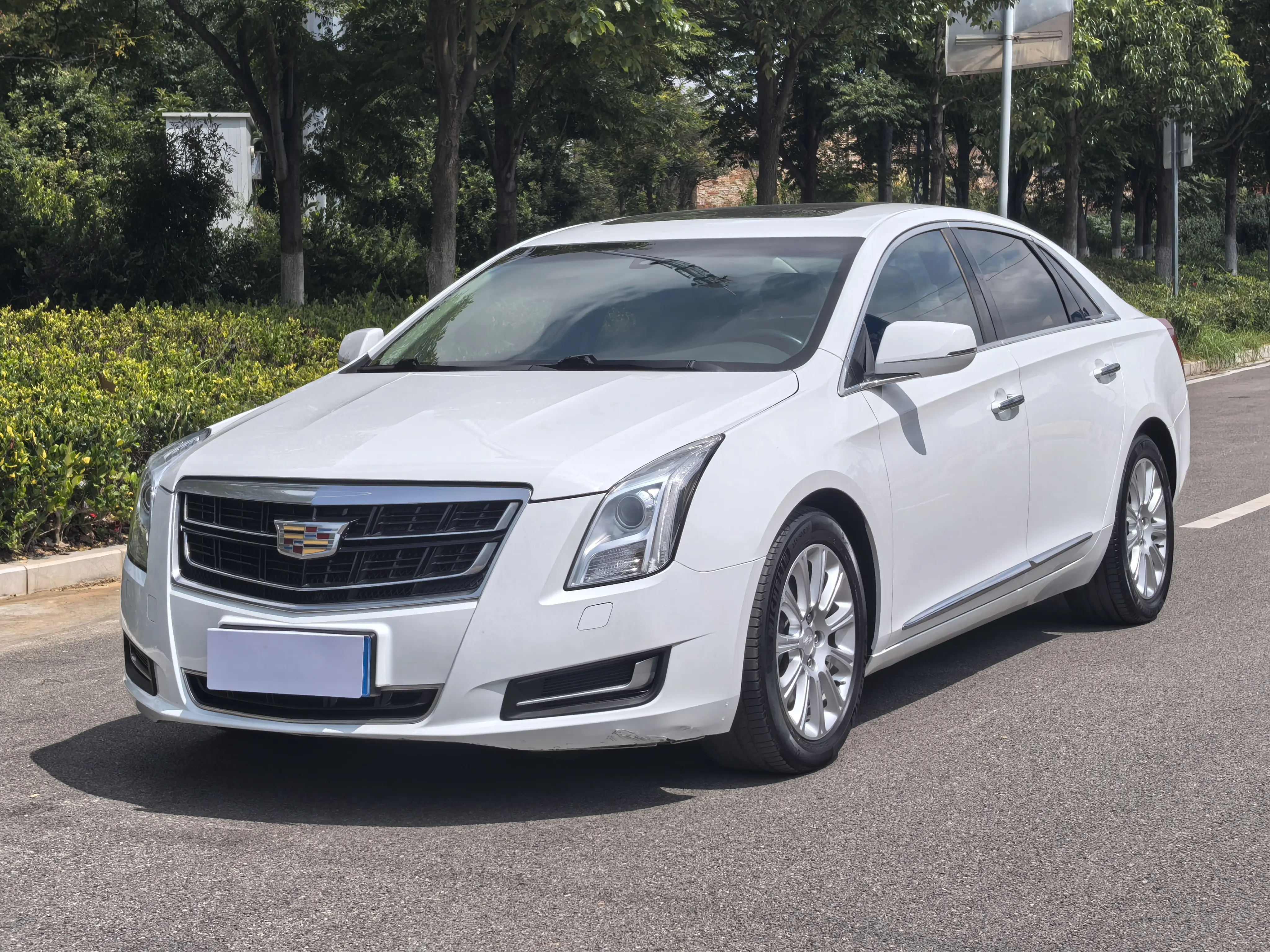 Cadillac XTS