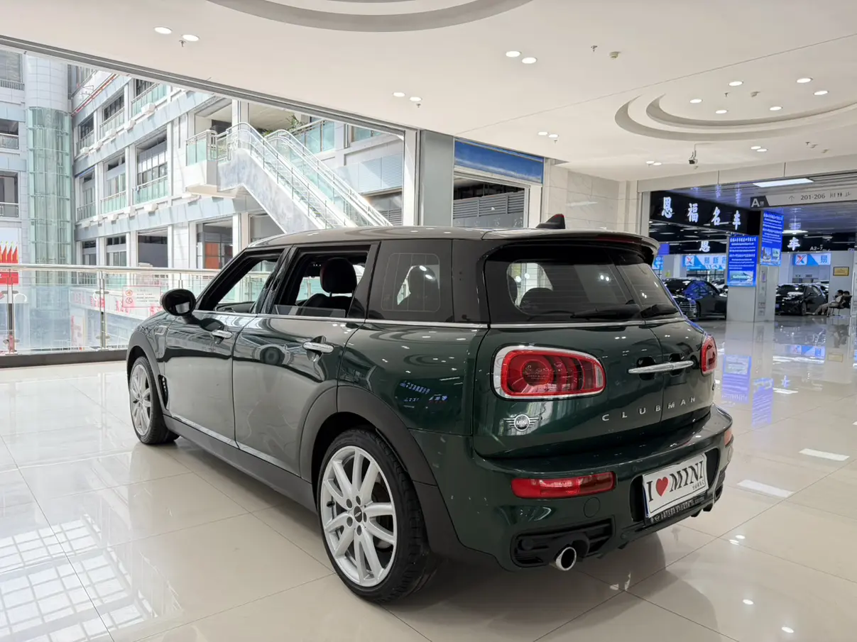 MINI CLUBMAN