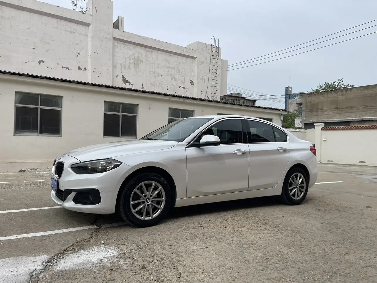 BMW 1 Series  из Китая