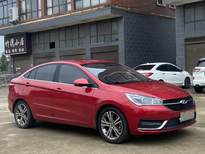 Chery Arrizo 5