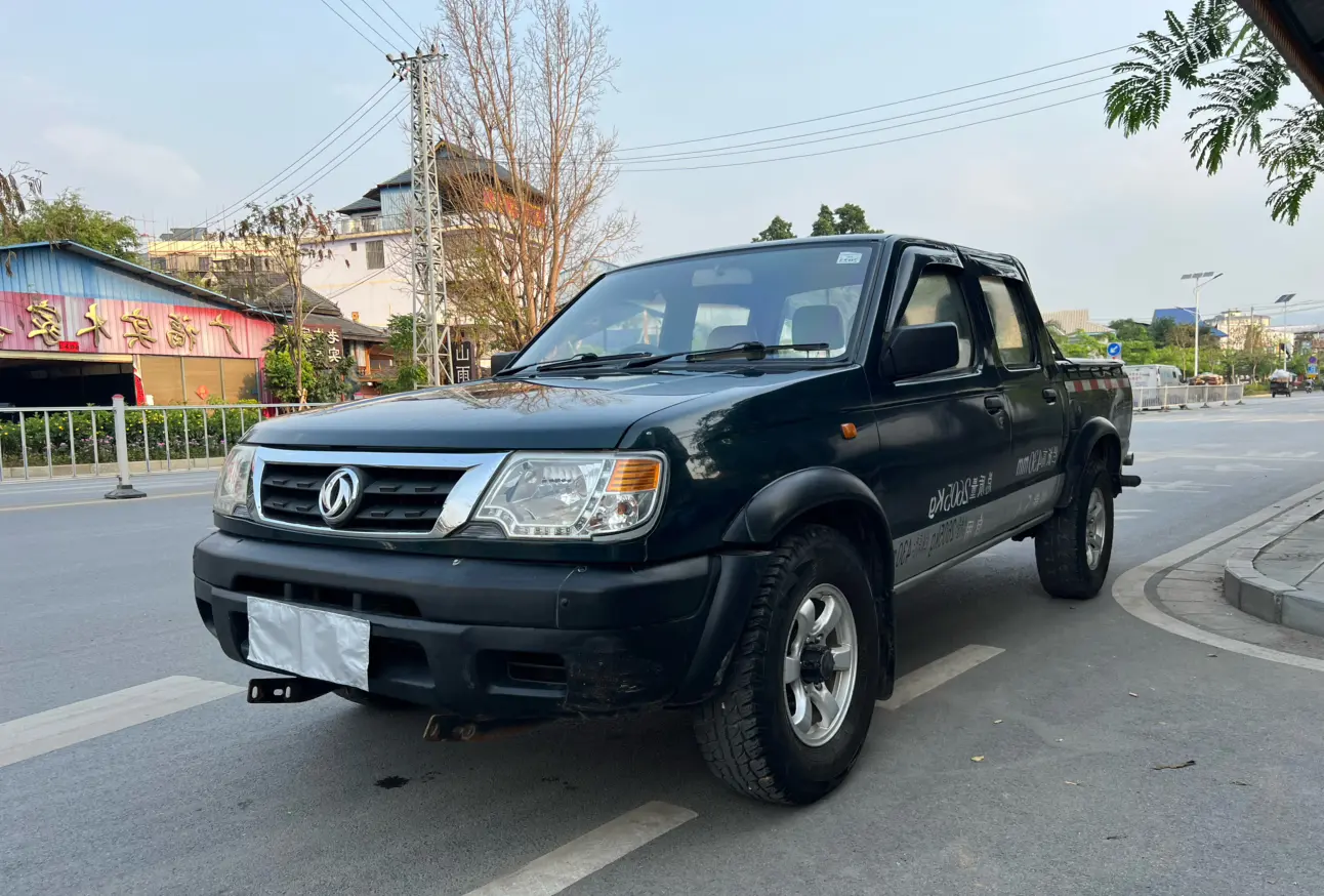 Dongfeng Ruiqi  из Китая