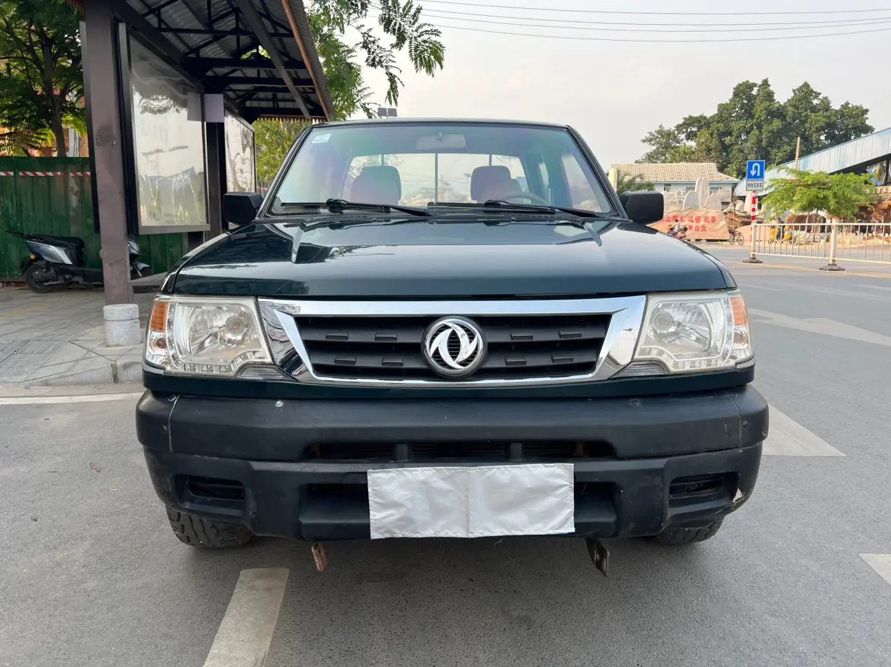 Dongfeng Ruiqi  из Китая