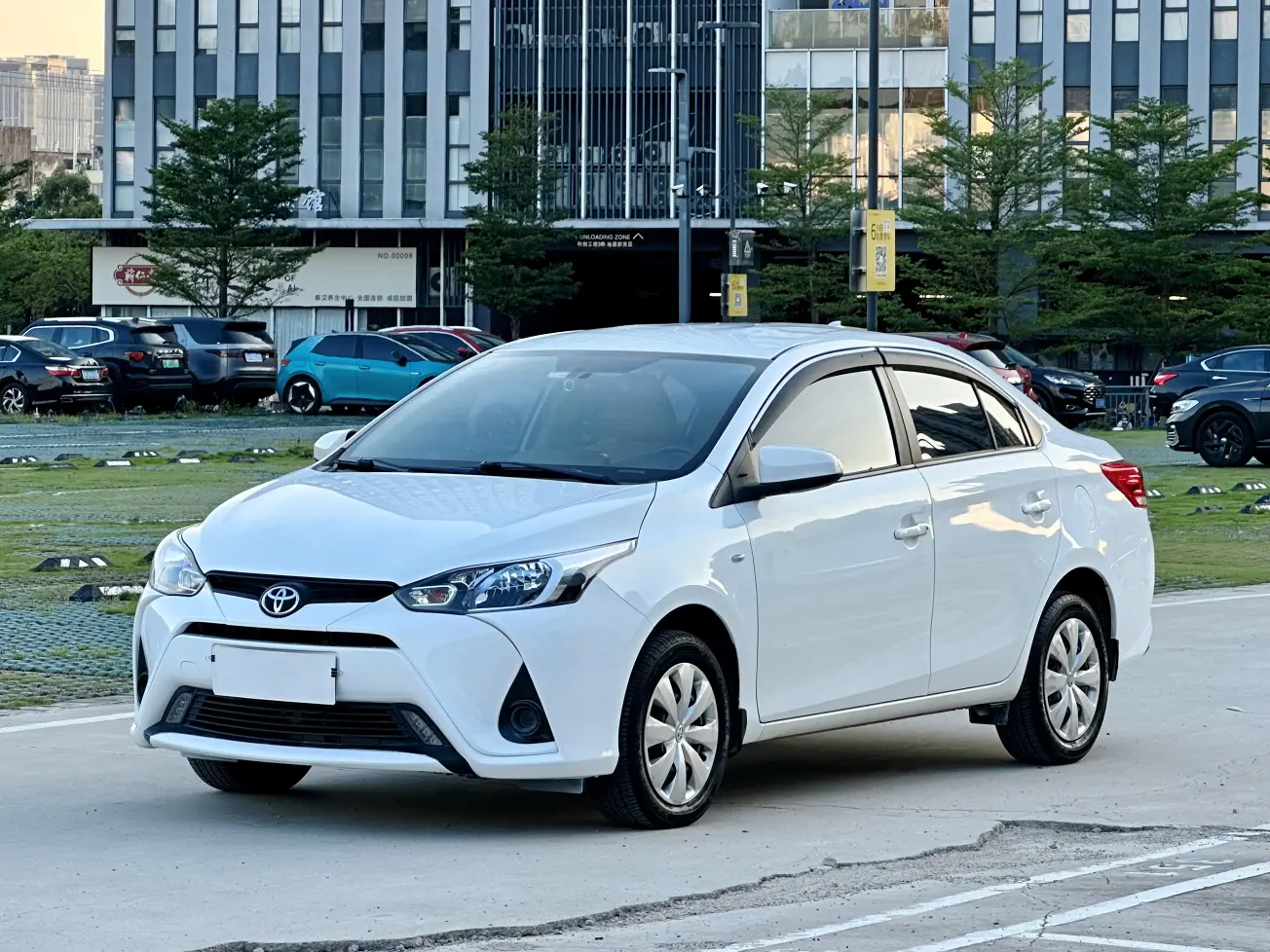 Toyota YARiS L Enjoy